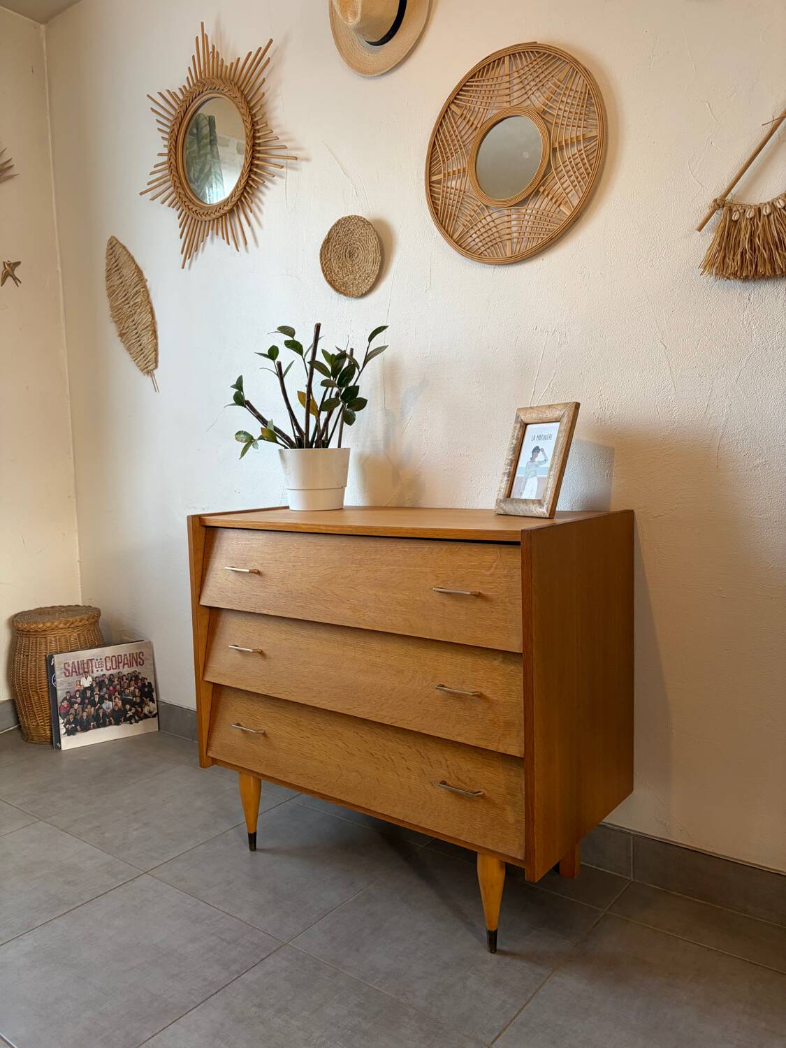 Vintage oak chest of drawers from the 1960s.