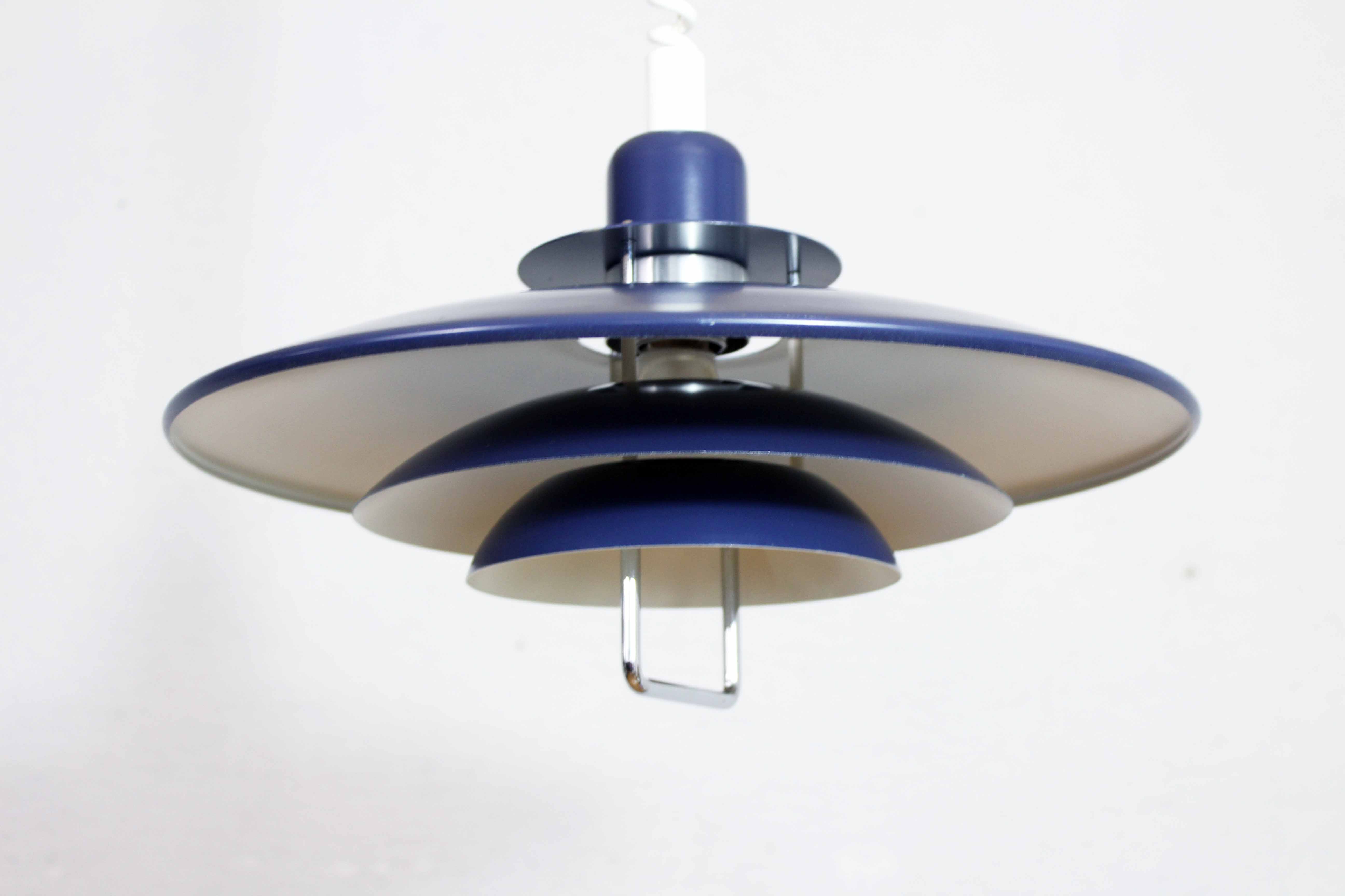 Suspension rises and falls Scandinavian style
