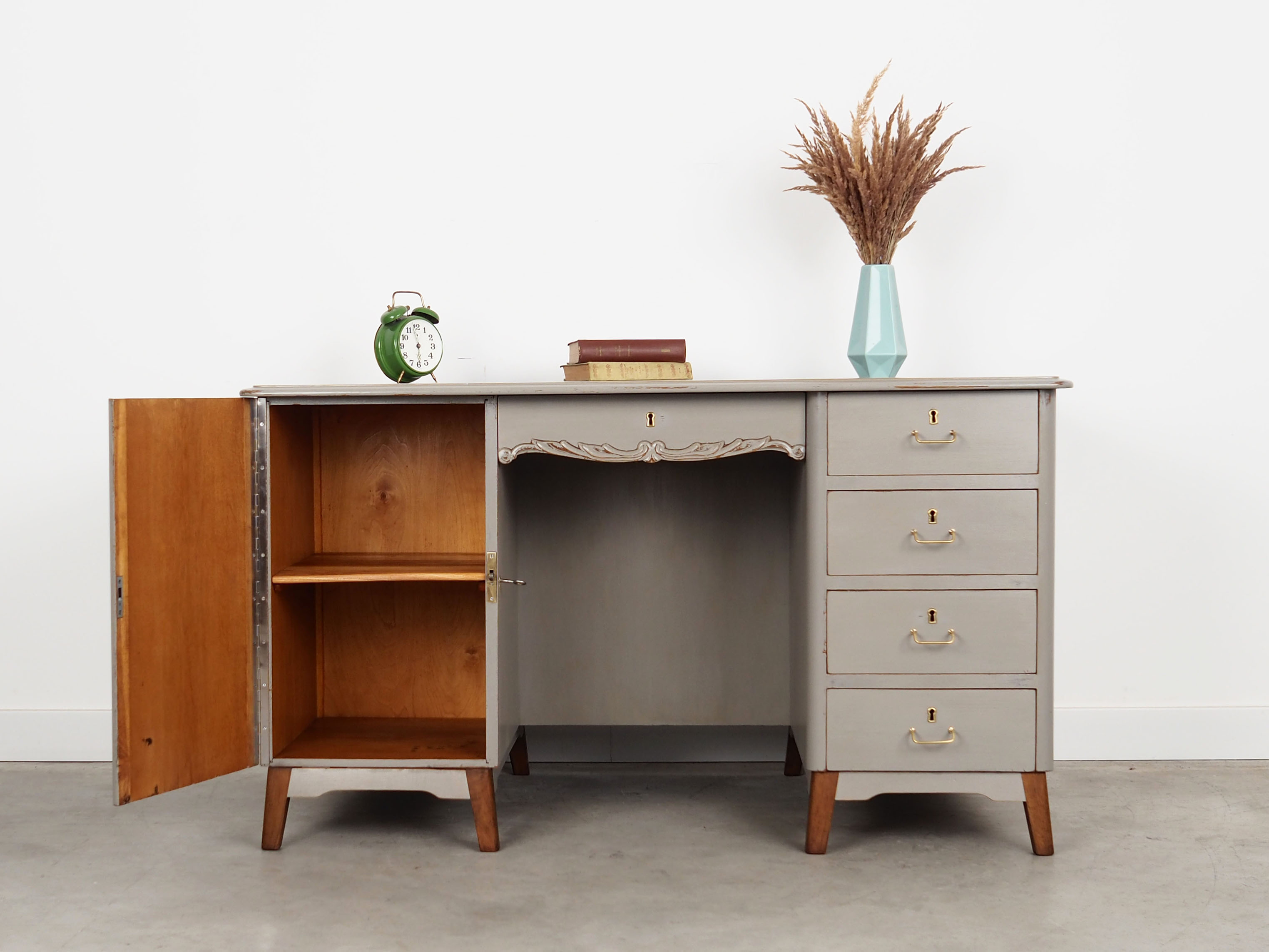 Oak desk, Danish design, 1960s, production: Denmark