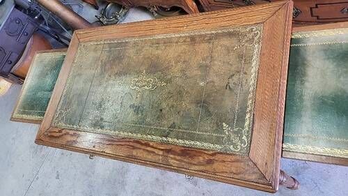 ANTIQUE DESK WITH 2 TABLETS FROM THE 19TH CENTURY