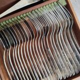 Grande ménagère 12 personnes vintage 51 pièces ARG 008