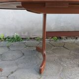 Extendable table, designed by V. Wilkins, G-Plan, Great Britain, 1960s.