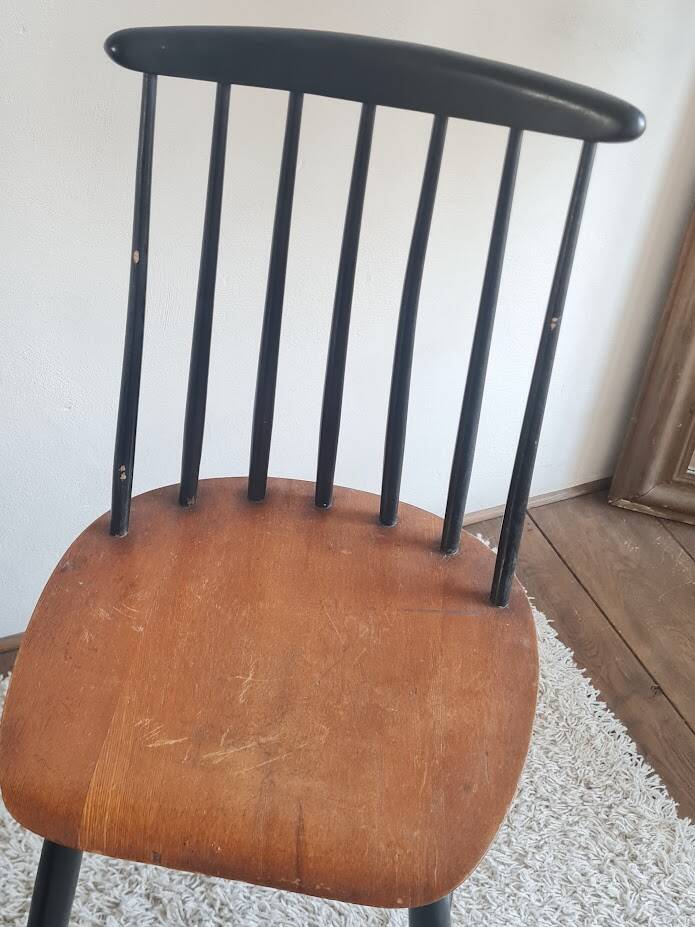 Pair of Scandinavian chairs model Fanett by Tapiovaara