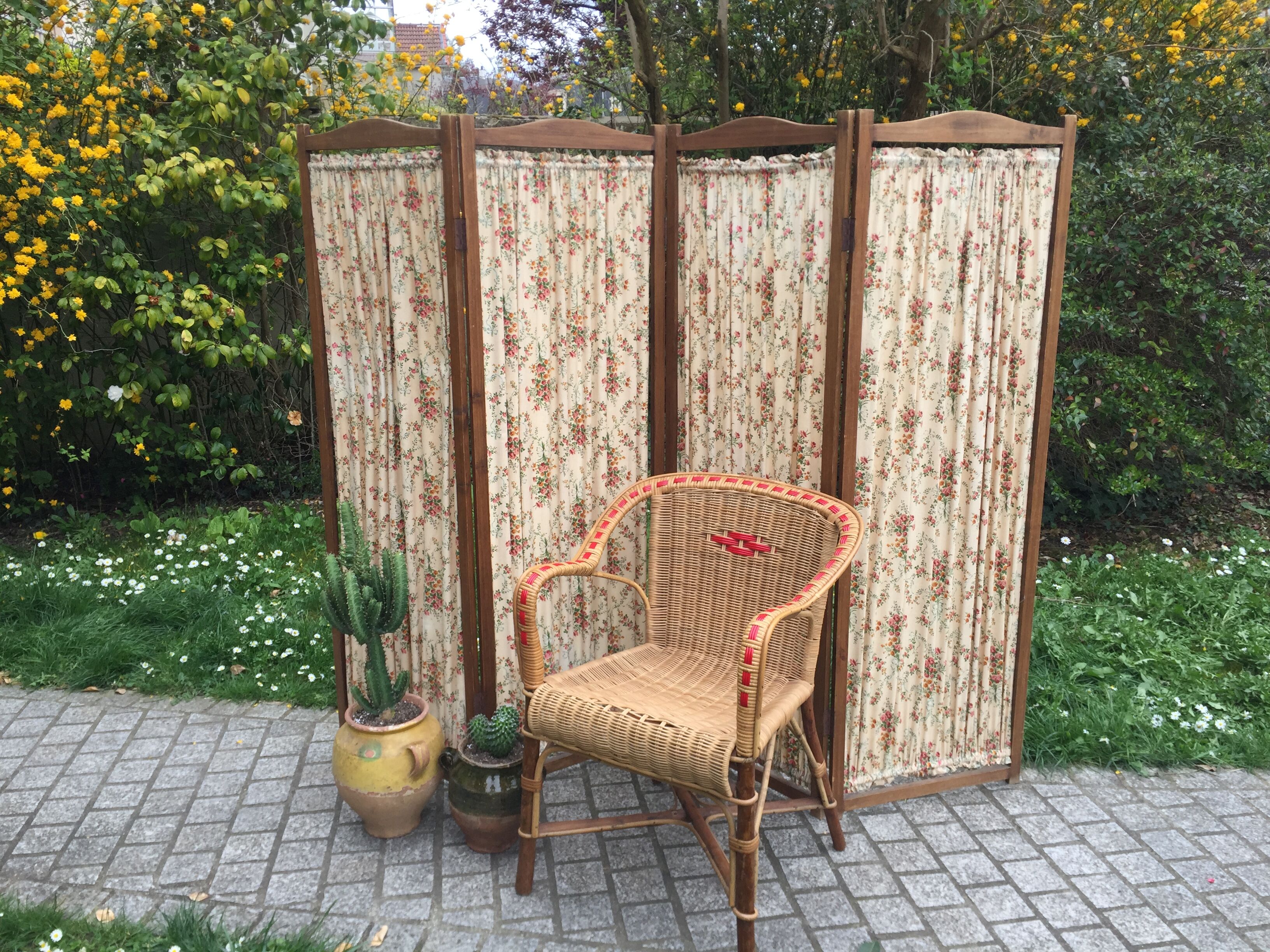 Screen vintage wood & fabric flower 1940