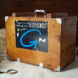 Caisse, vintage wood business firm