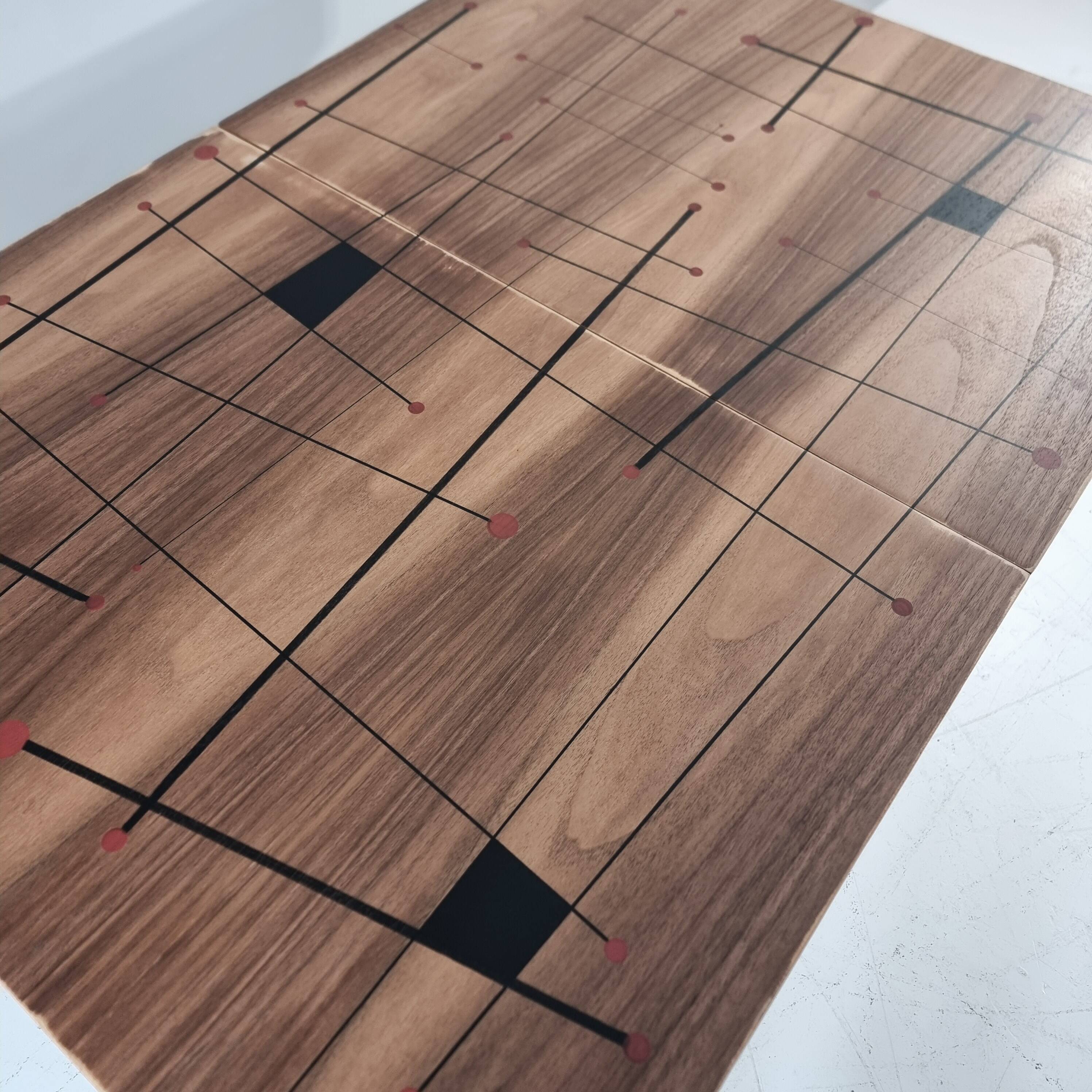 Vintage dining table in walnut, 1970s