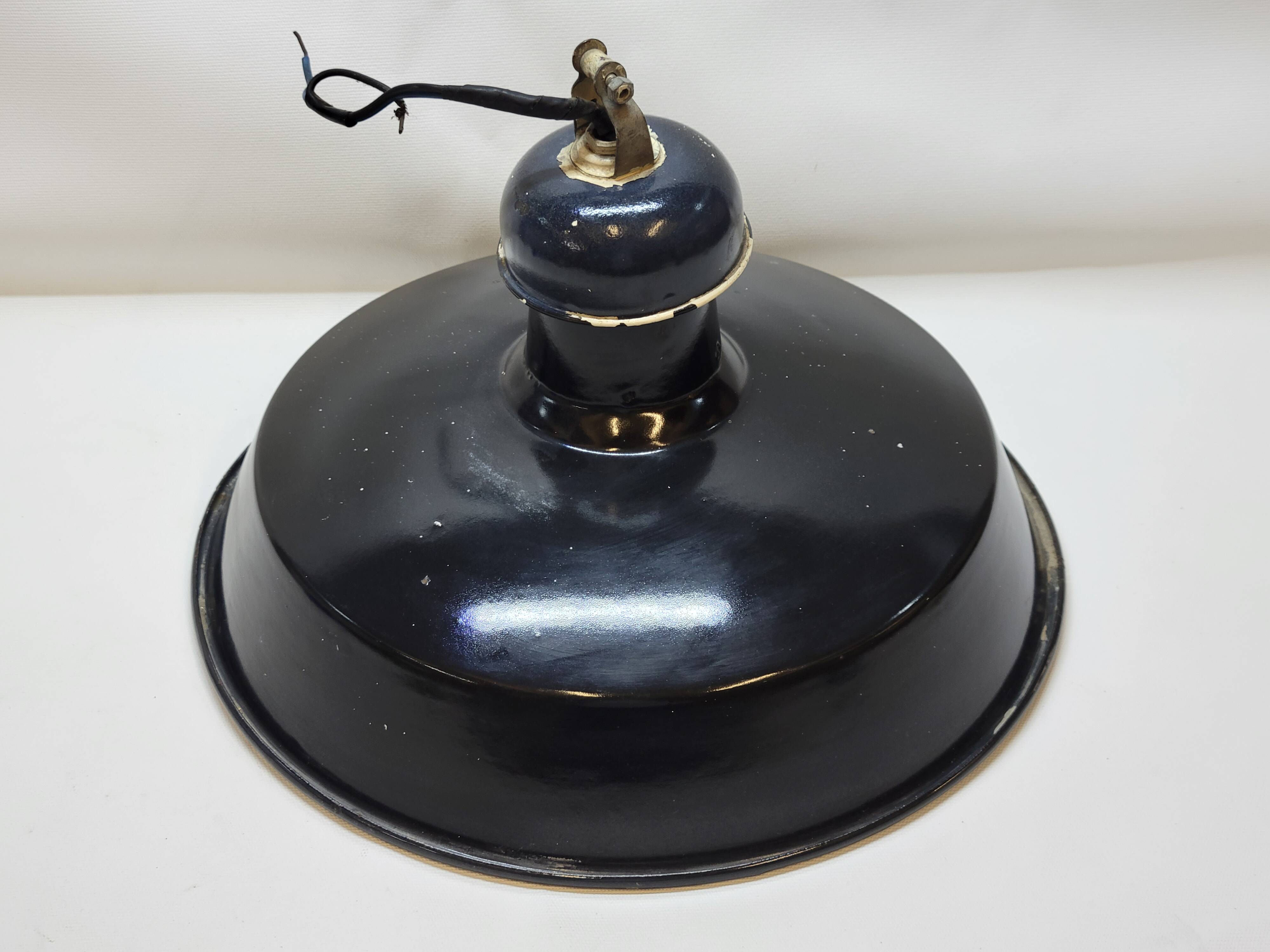 Pendant lamp industrial workshop lampshade in vintage black enameled metal