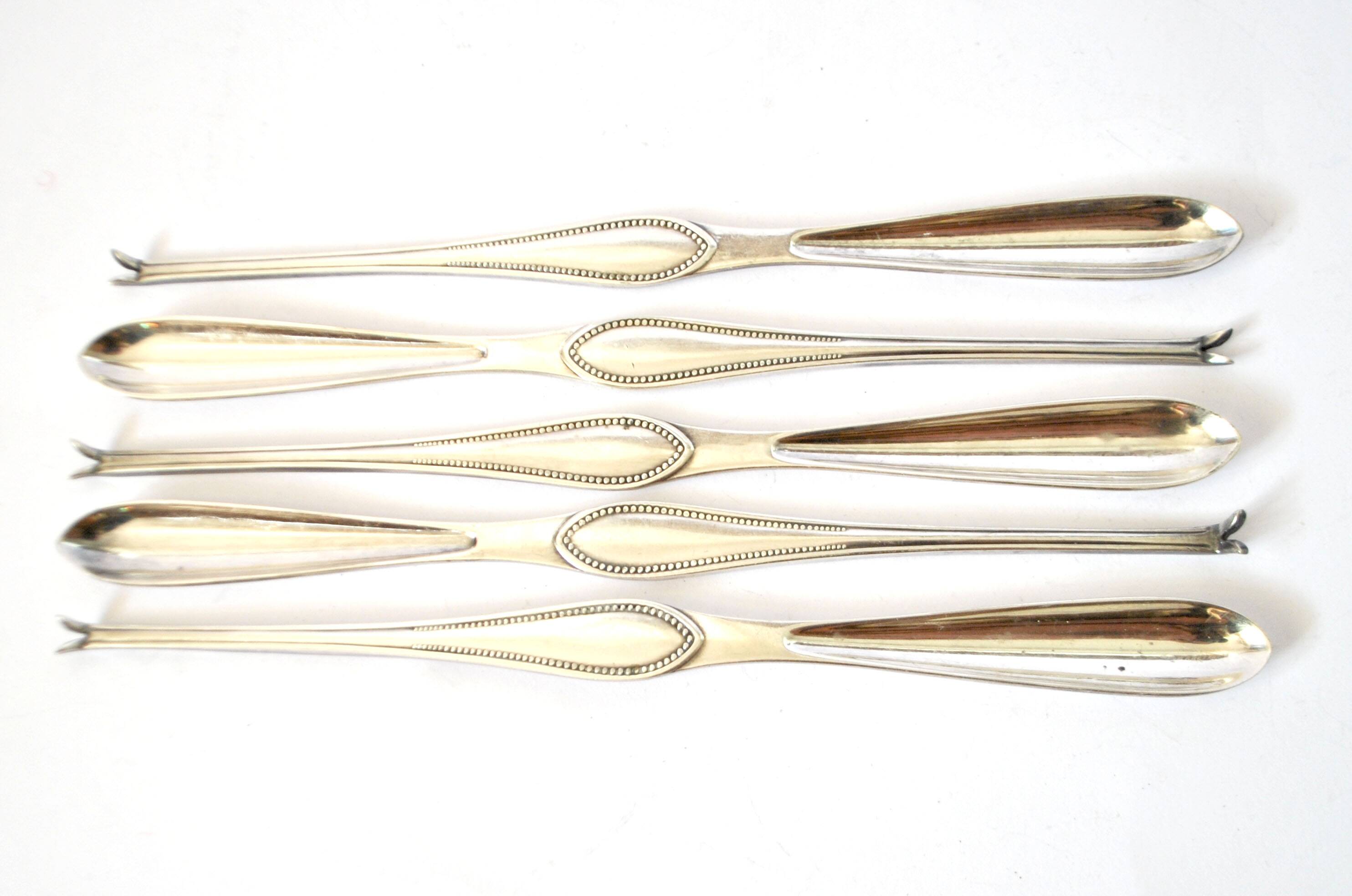 DEETJEN Set of 5 silver-plated lobster picks with pearl handle