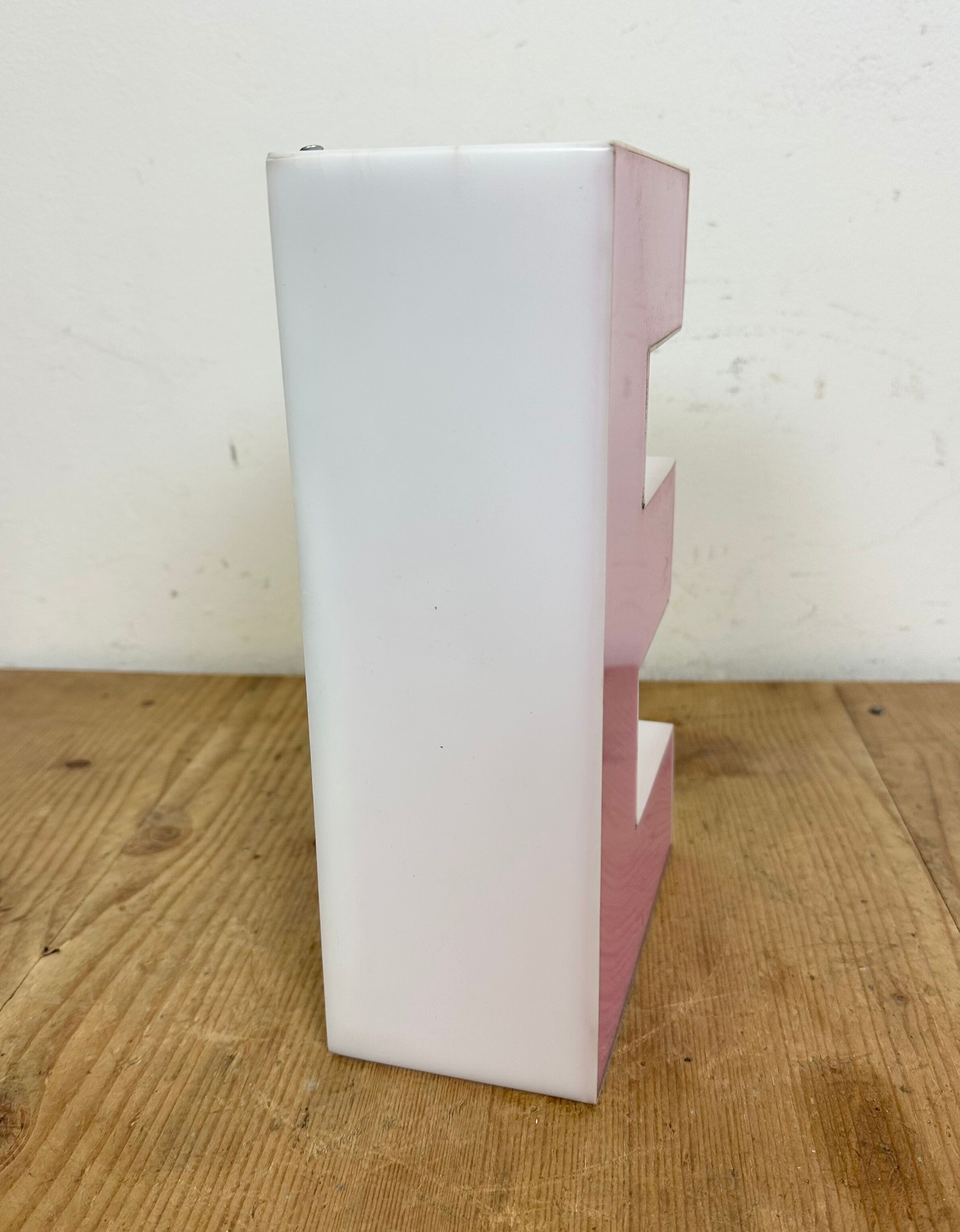 Vintage pink illuminated letter e , 1970s