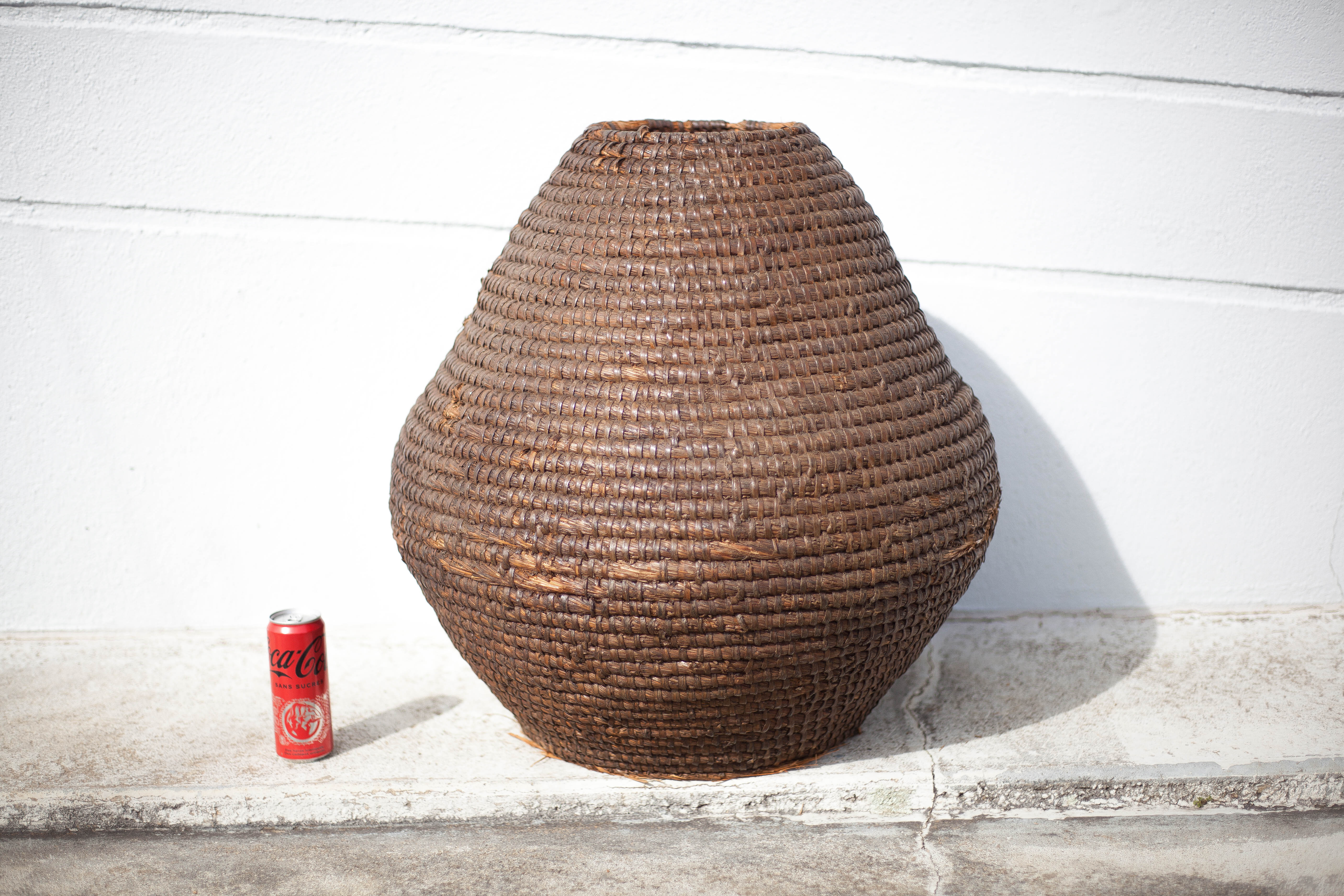 Old basket, straw and bramble bud