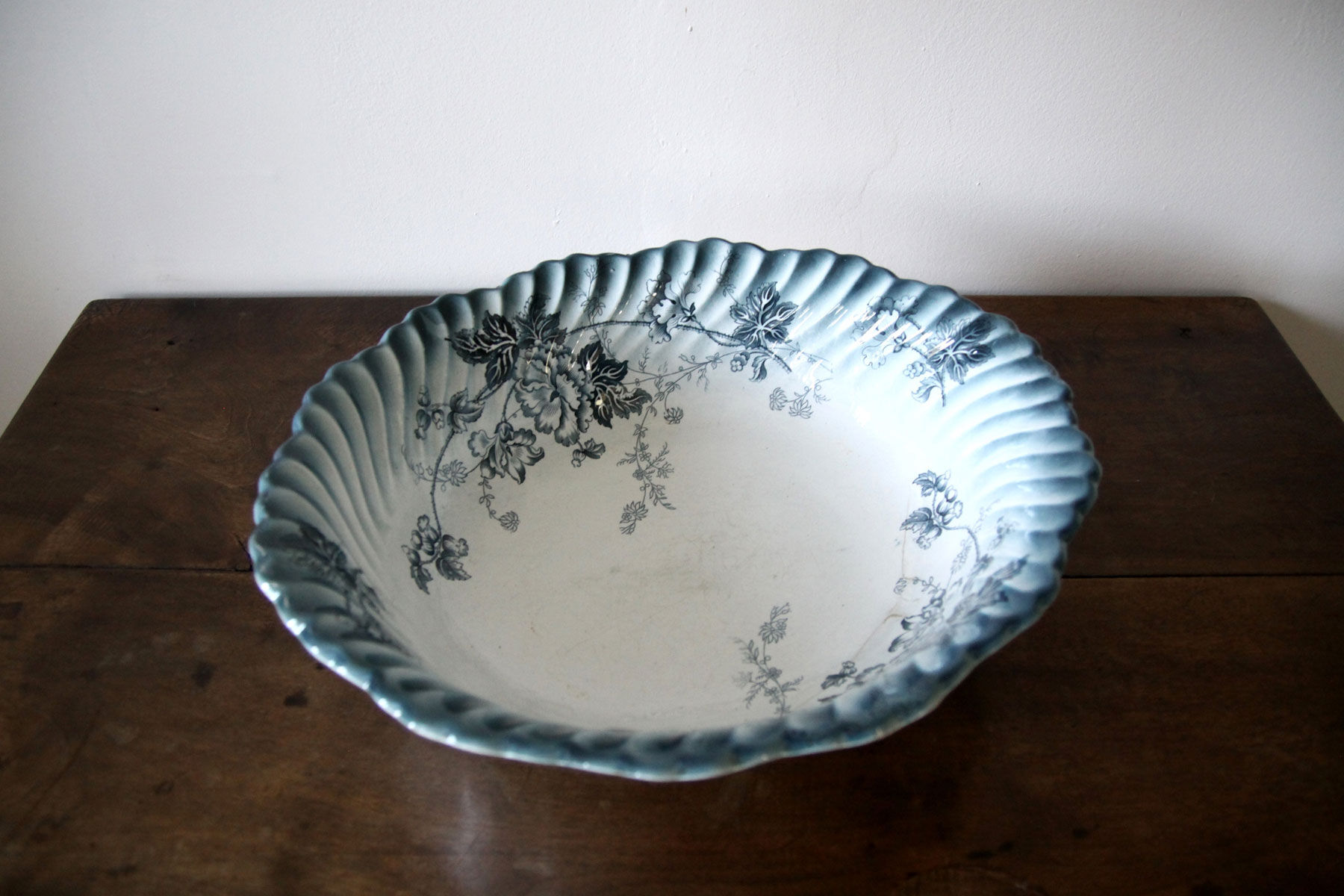 Henry Alcock & Co. dish