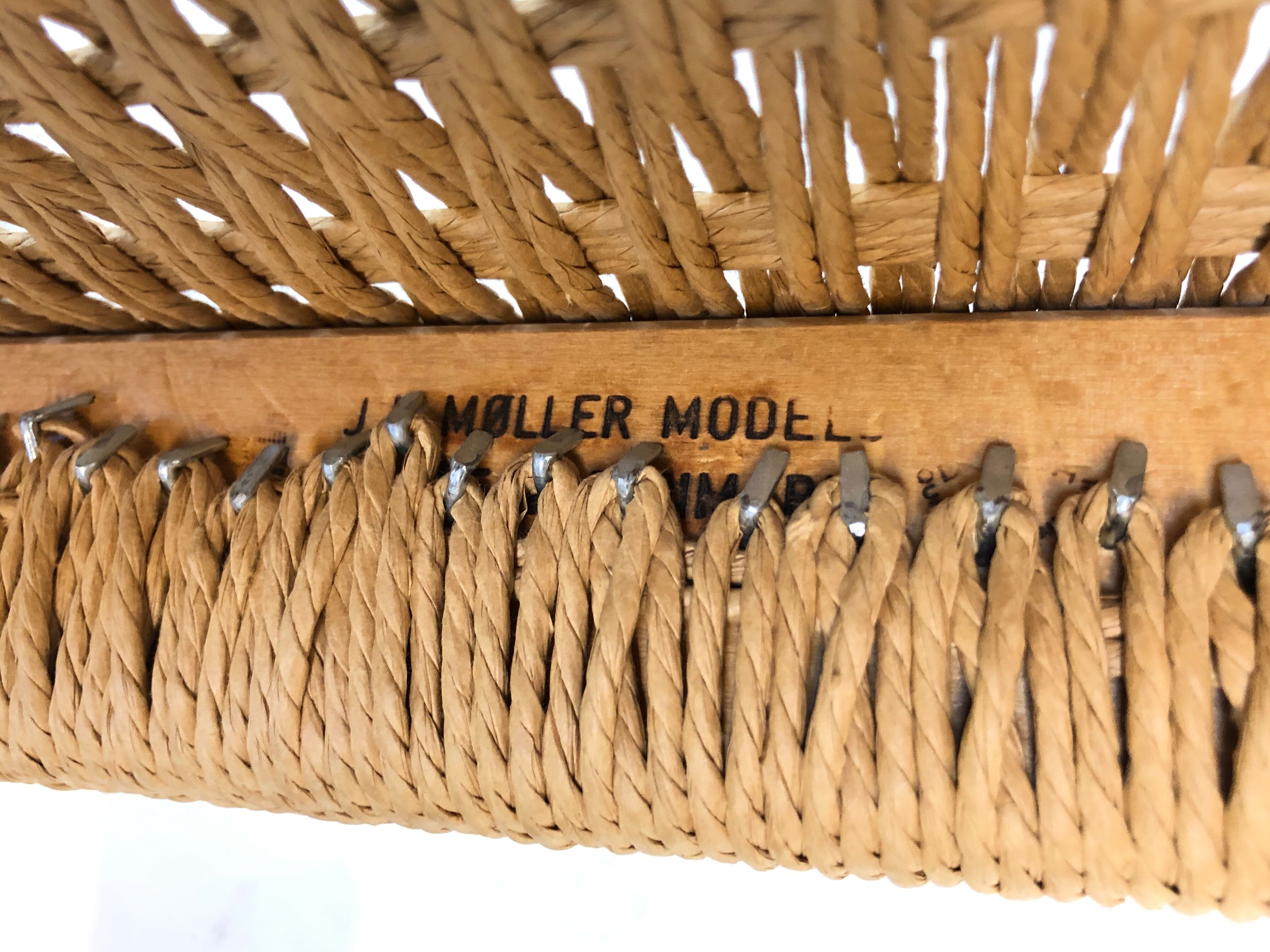 Vintage dining chair model 401 - JL Mollers Mobelfabric Denmark Papercord
