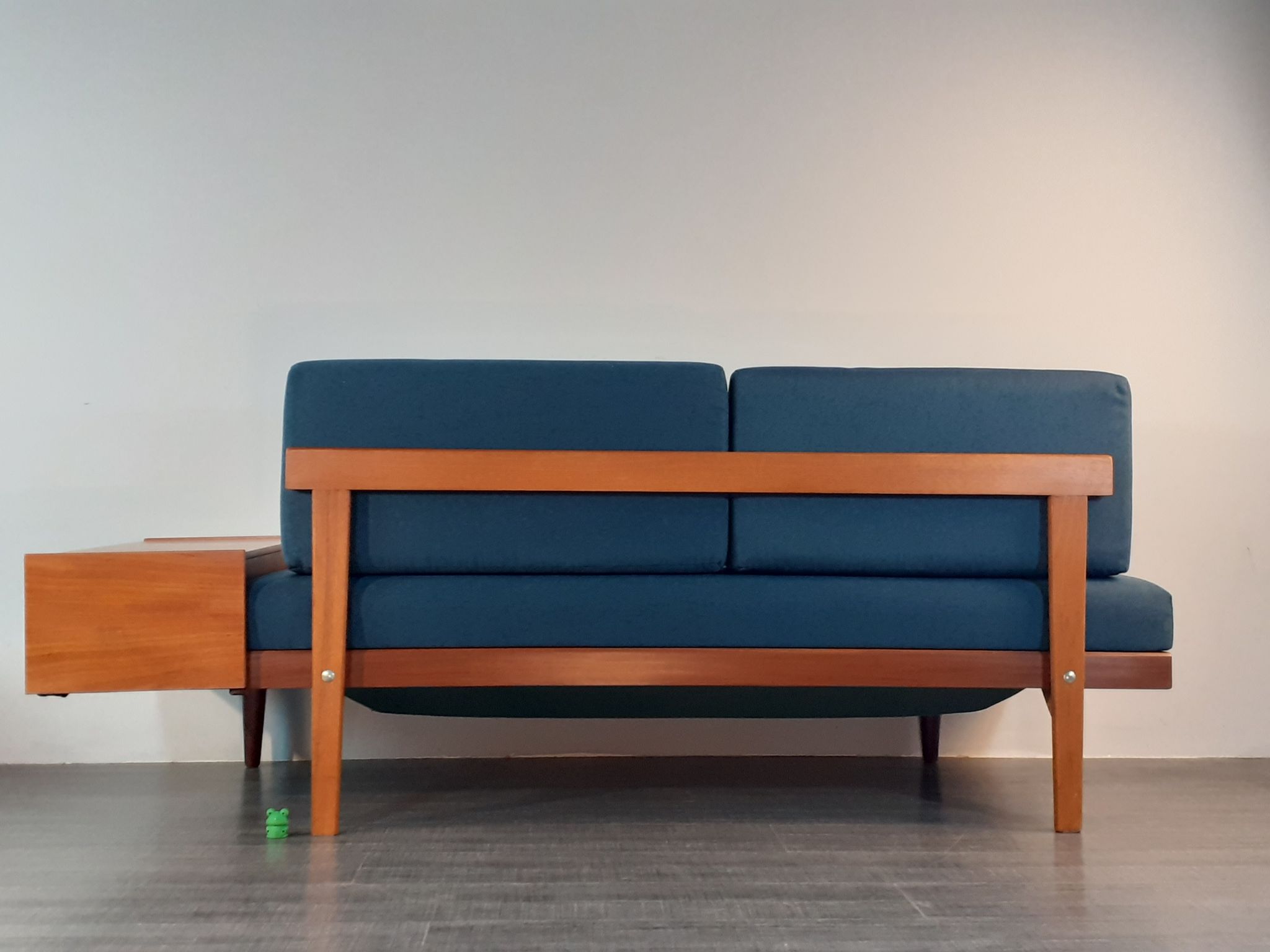 Norwegian daybed sofa in teak and blue fabric, renovated, vintage scandinavian 1960s