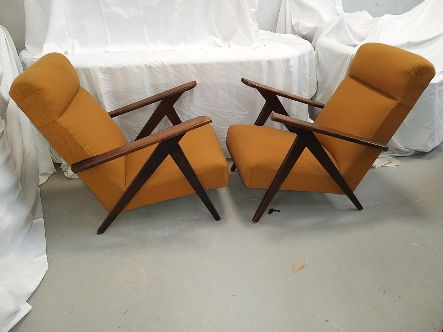 Pair of Scandinavian armchair compass feet 50s