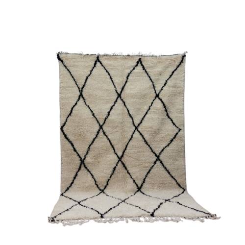 Azilal Berber rug in handmade wool 250 X 157 CM