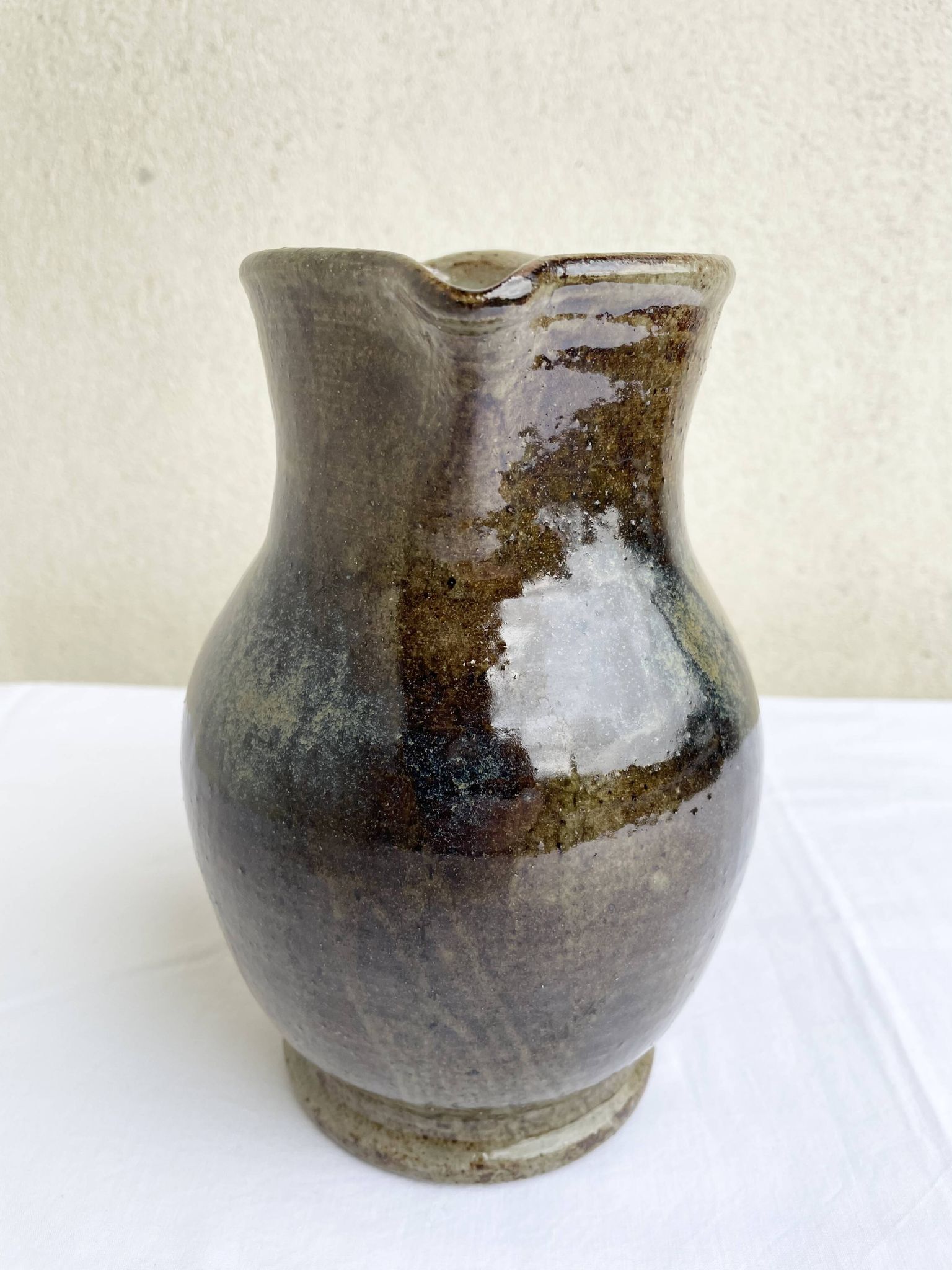 Handmade and signed glazed stoneware pitcher – Atelier de La Borne / Puisaye