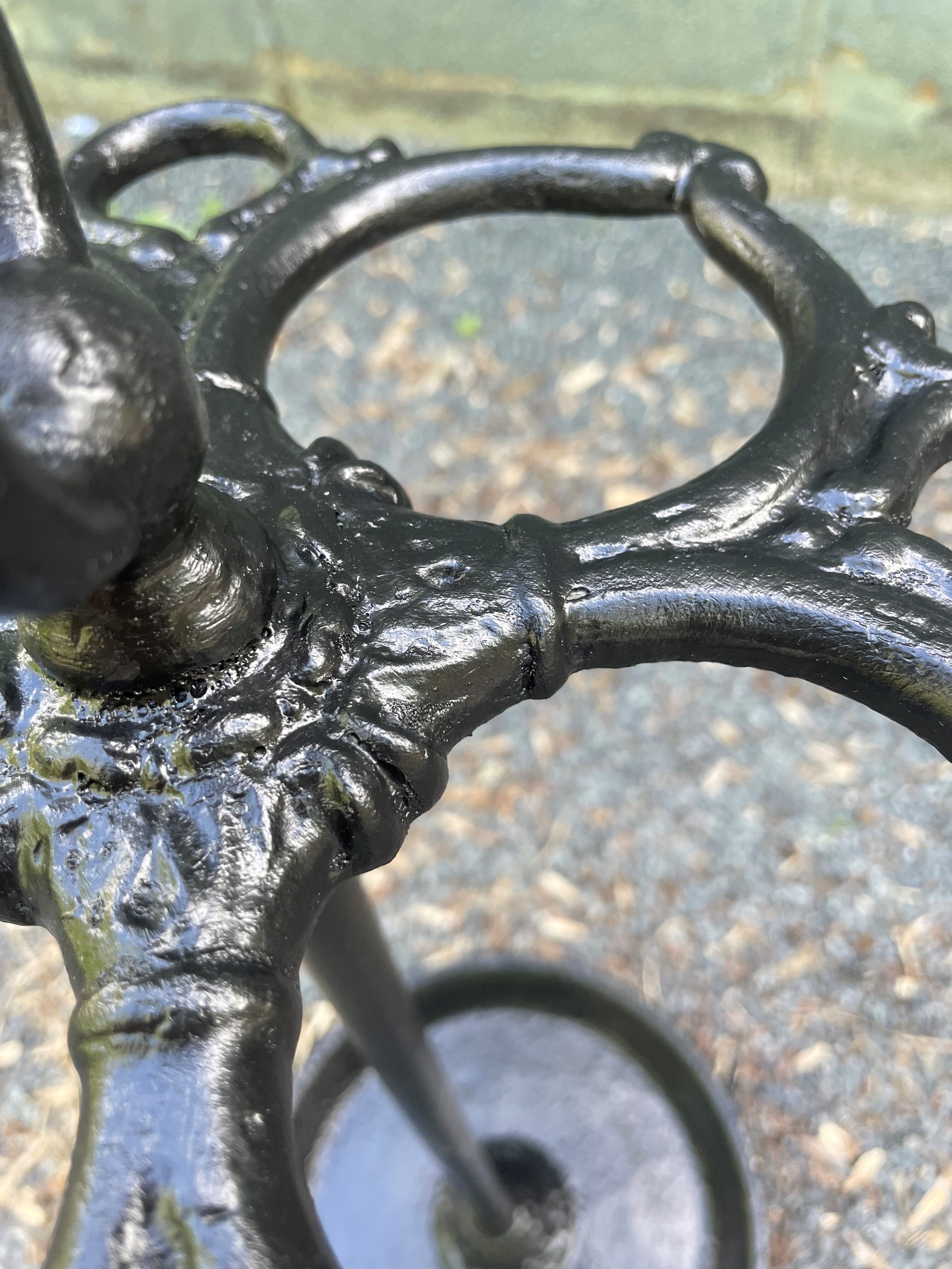 Cast iron umbrella holder debut 20th