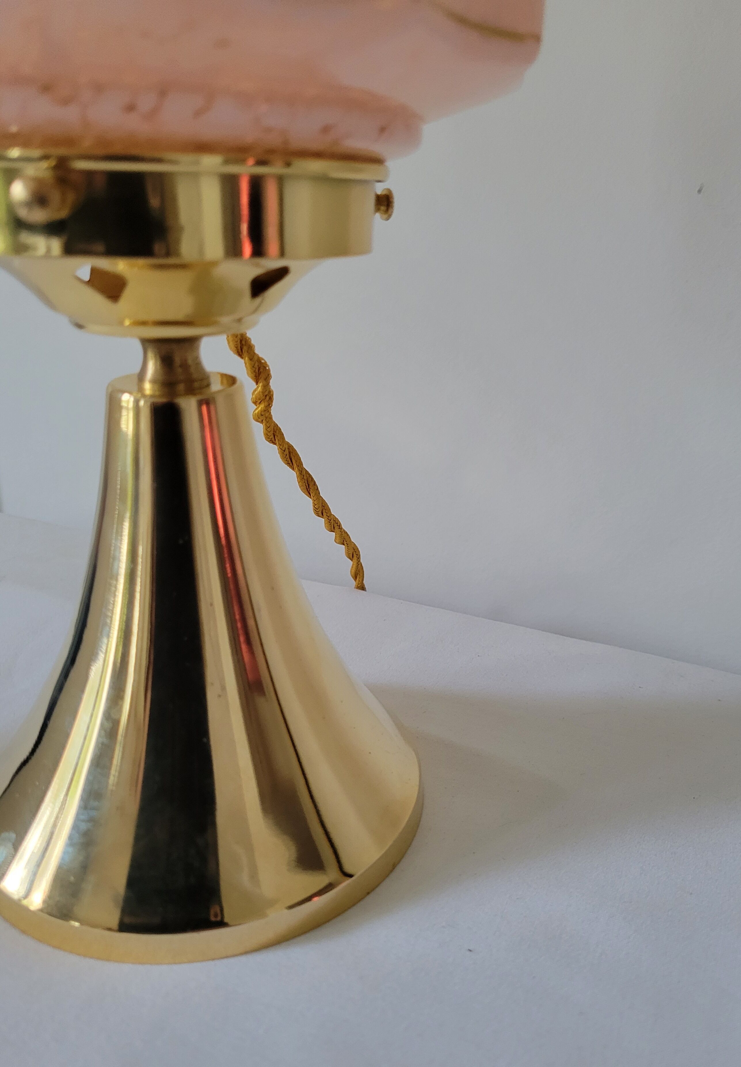 Art Deco glass skyscraper lamp from Clichy