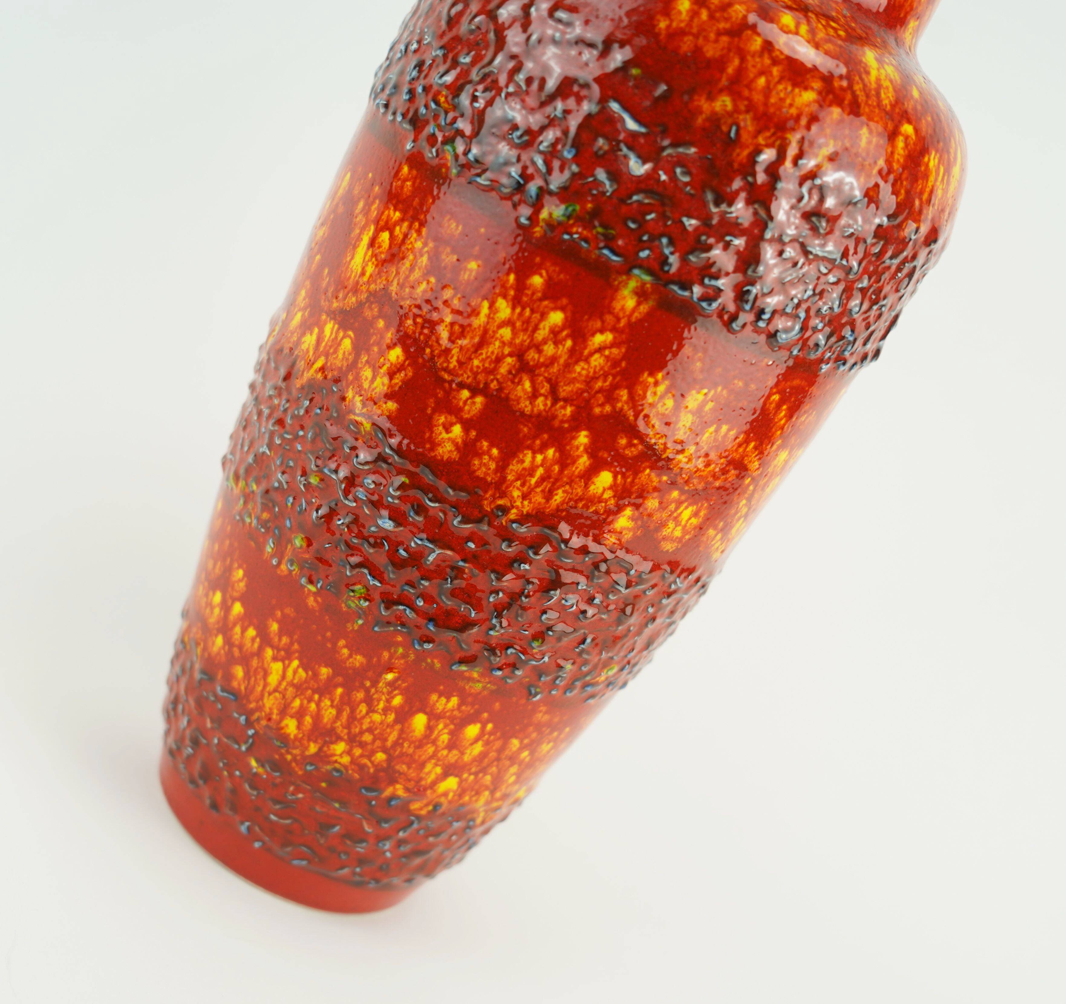 VASE des années 1960-70 de la période pop Scheurich rouge orange jaune bleu modèle 517-30