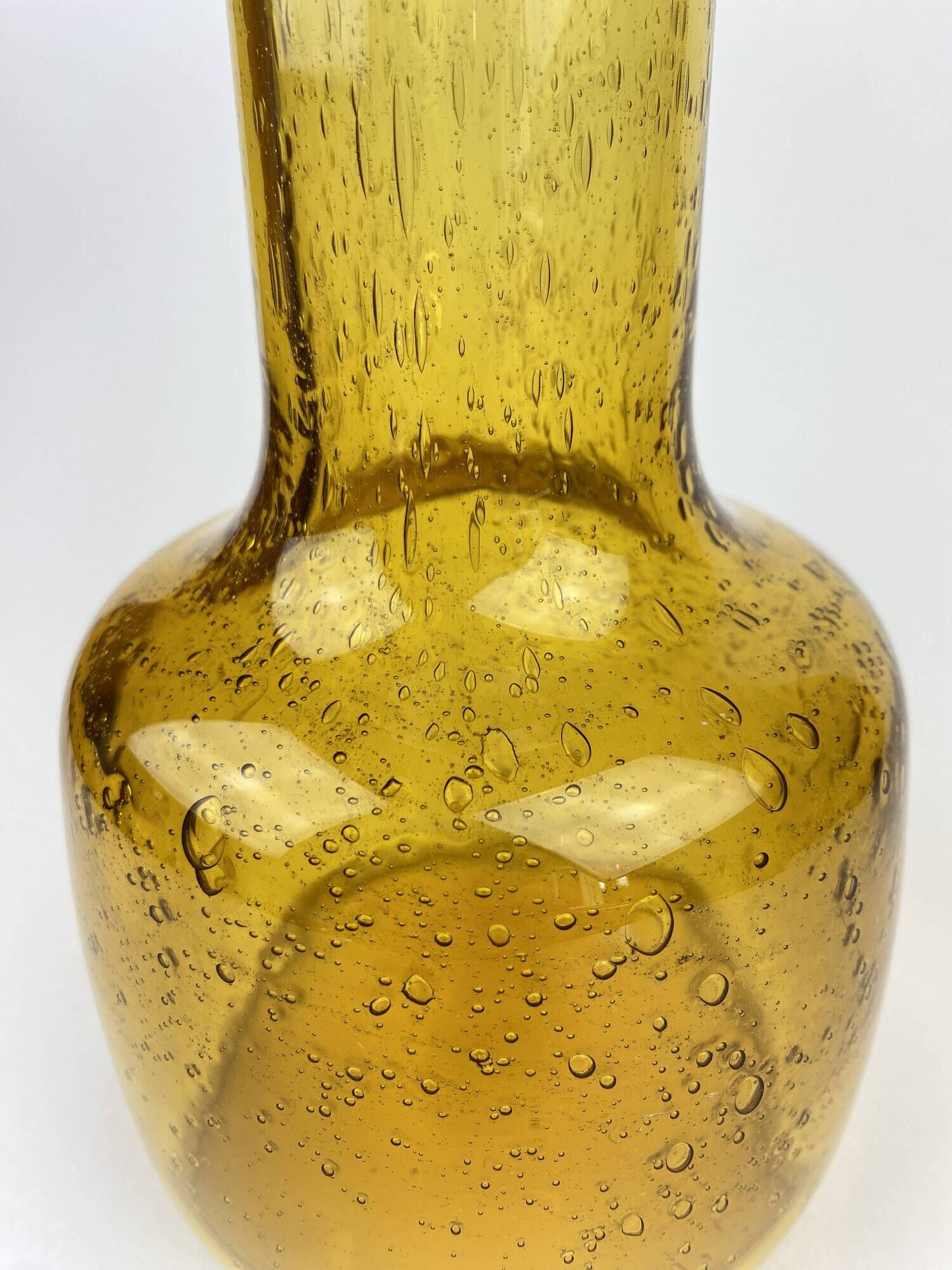 Ancien Vase Carafe Verre Soufflé Bullé Ambré Jaune