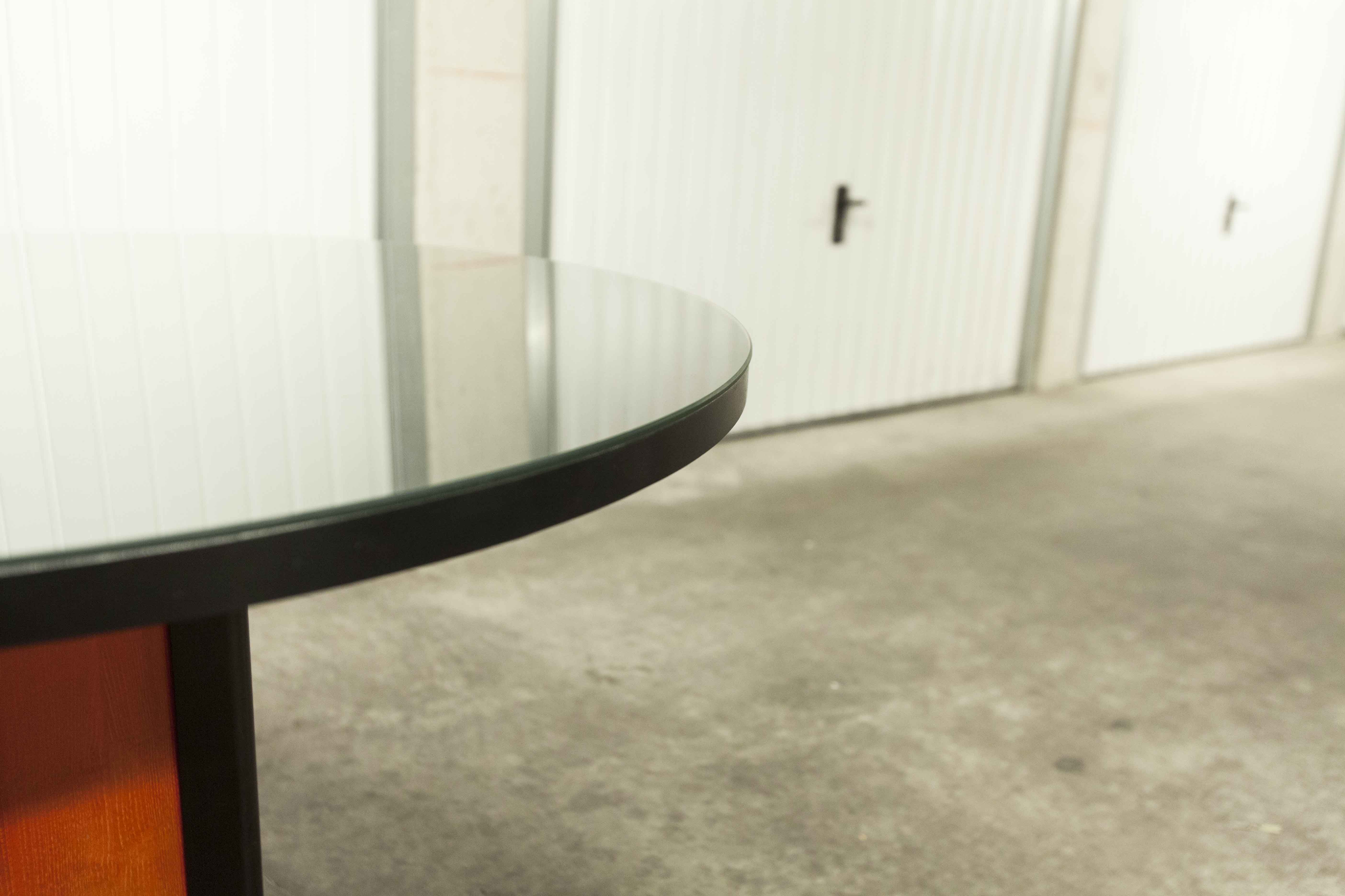 Table and 6 armchairs Baumann Diese, design Pagnon Pelhaître, Wenge color and red,