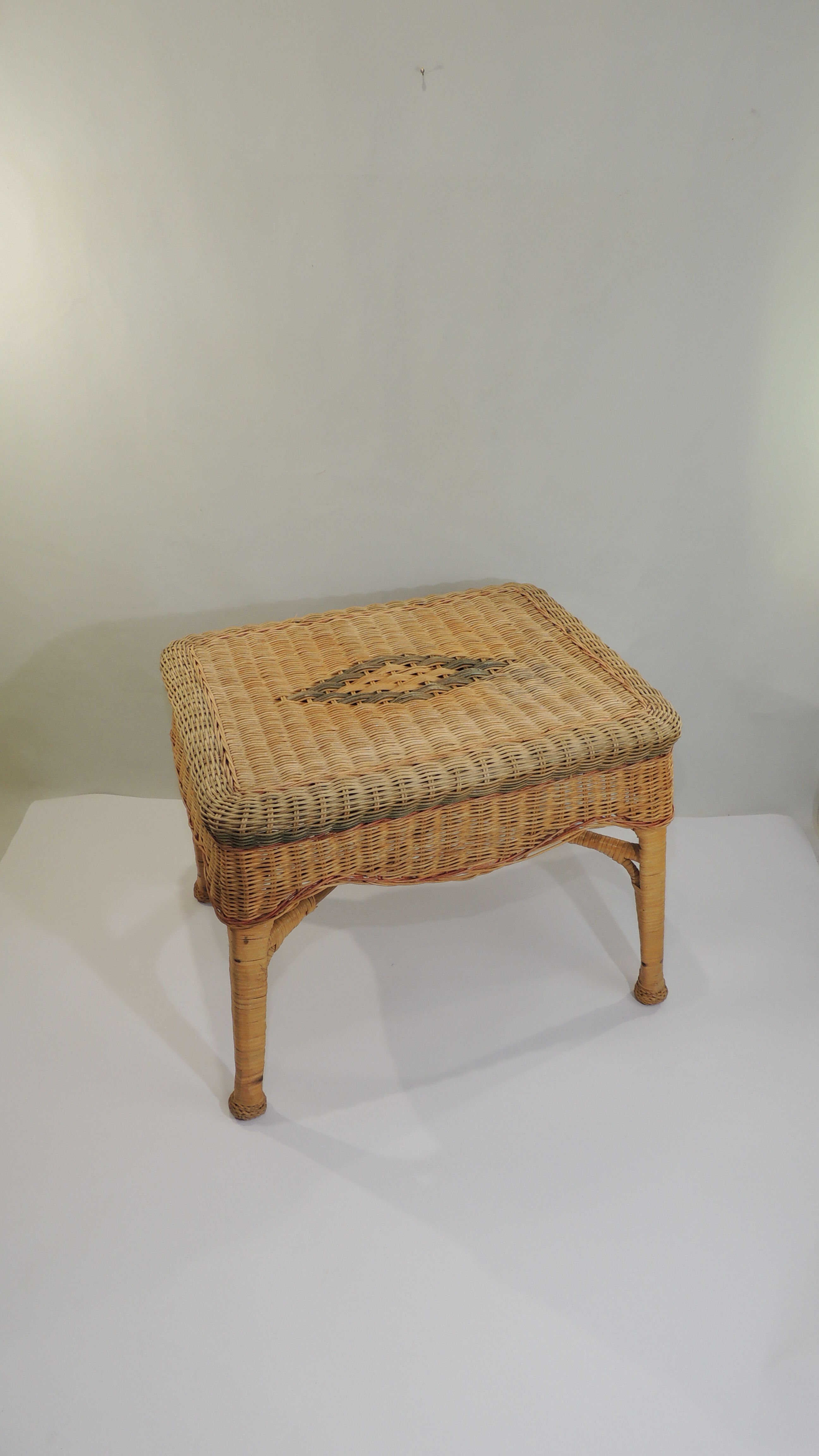 Rectangular woven wicker coffee table /Bamboo /rattan / vintage