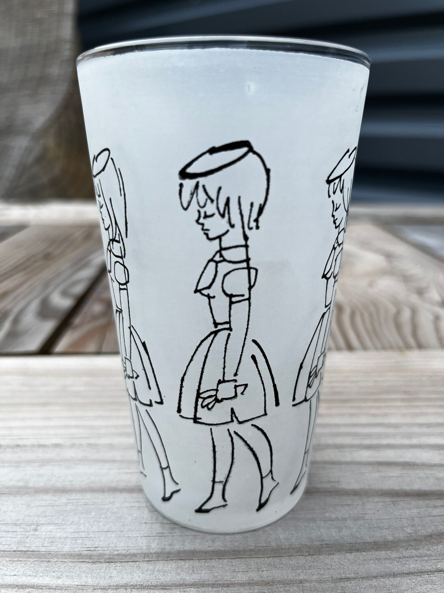 Vintage glass signed Cabu