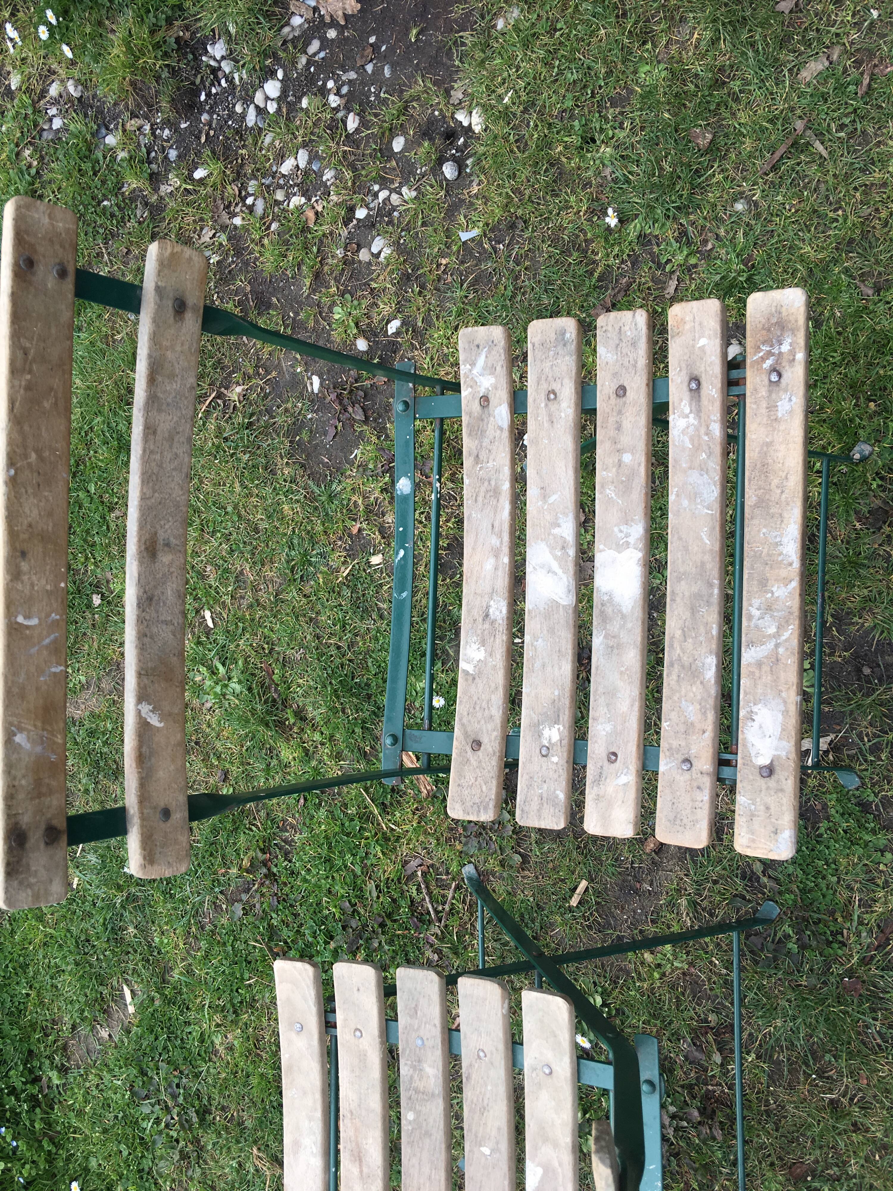 Garden folding chairs