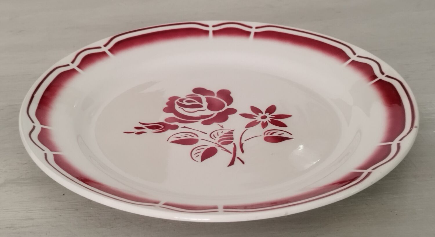 Service cake pie flat plates porcelain opaque badonviller rose bordeaux vintage