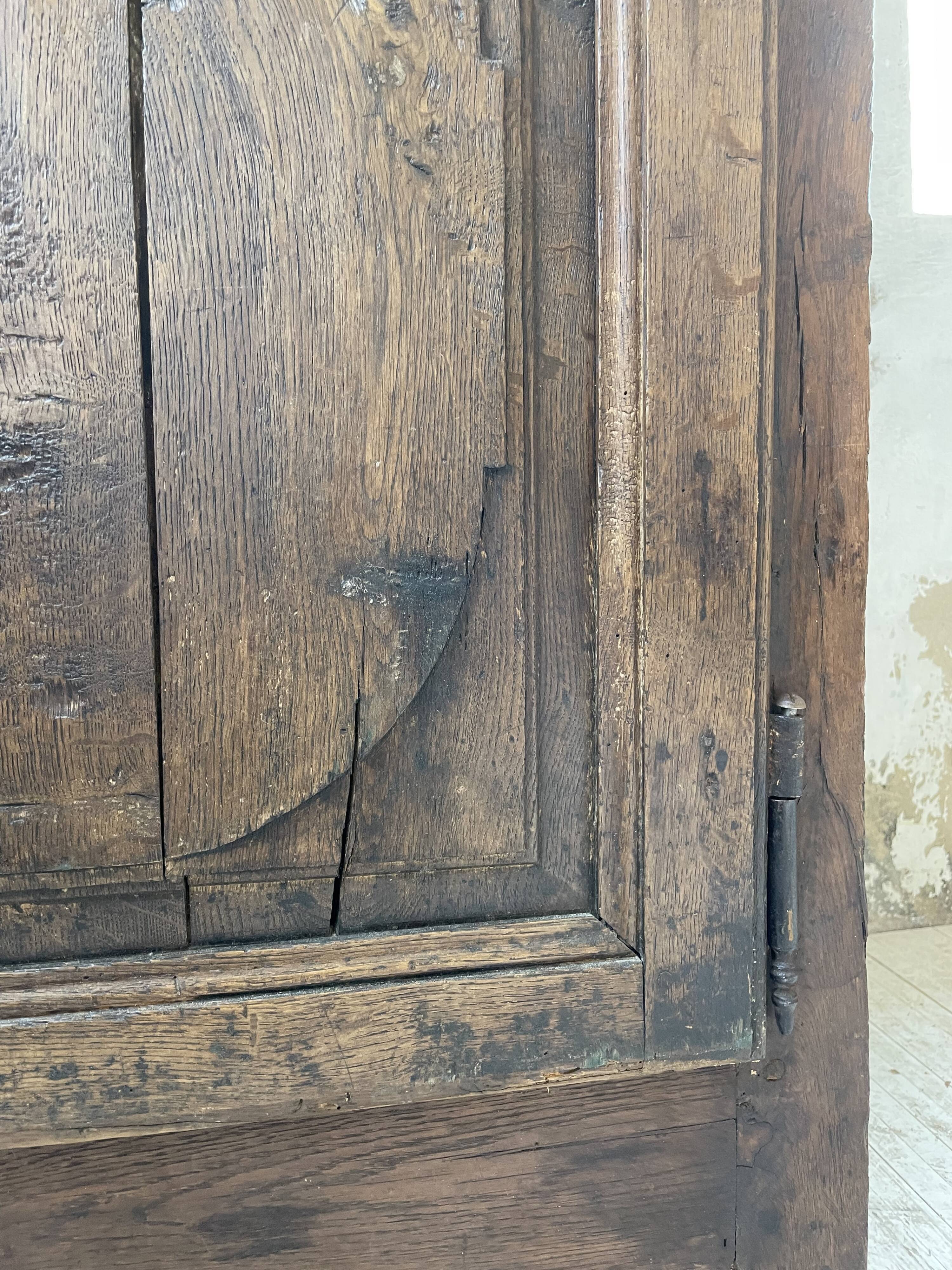 Savoyard solid oak cabinet XVIIIth