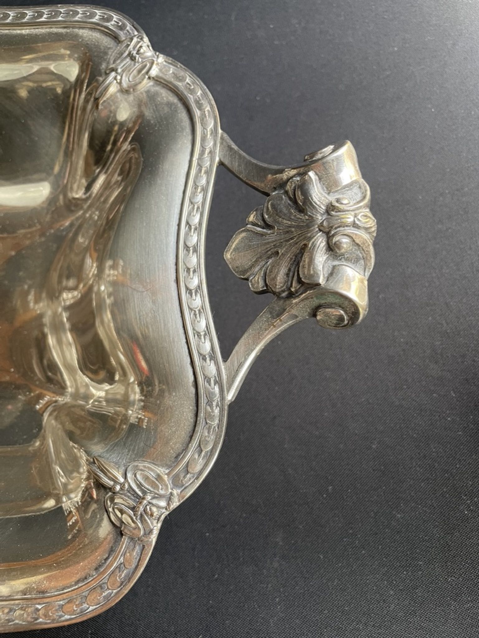 Grand plat corbeille centre de table – Métal Argenté – Roux-Marquiand