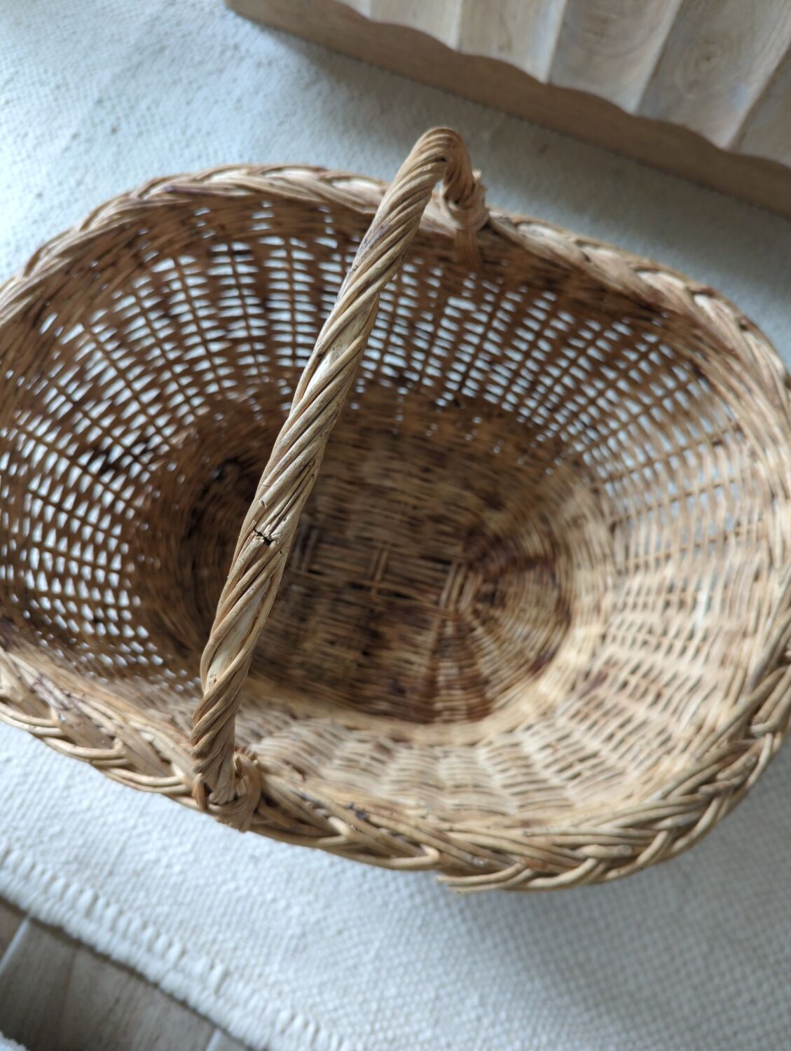 Wicker basket