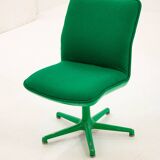Fauteuil vert Artifort, design de Geoffrey Harcourt