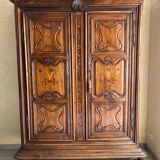 Armoire ancienne bourguignonne