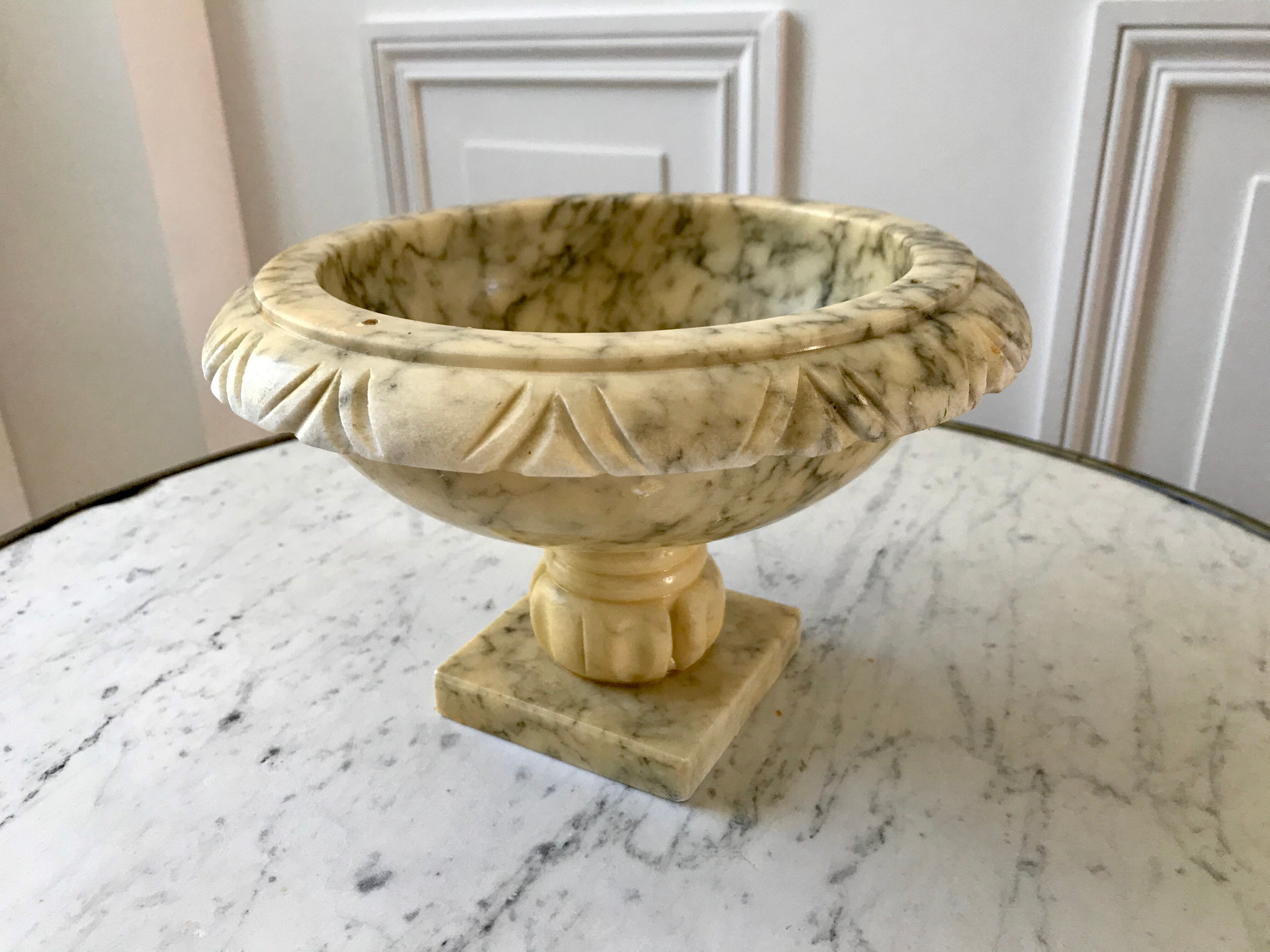 Marble planter 50s