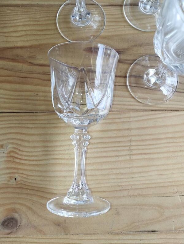 Service de 18 verres en cristal ''Auteuil'' – Cristal d'Arques – France