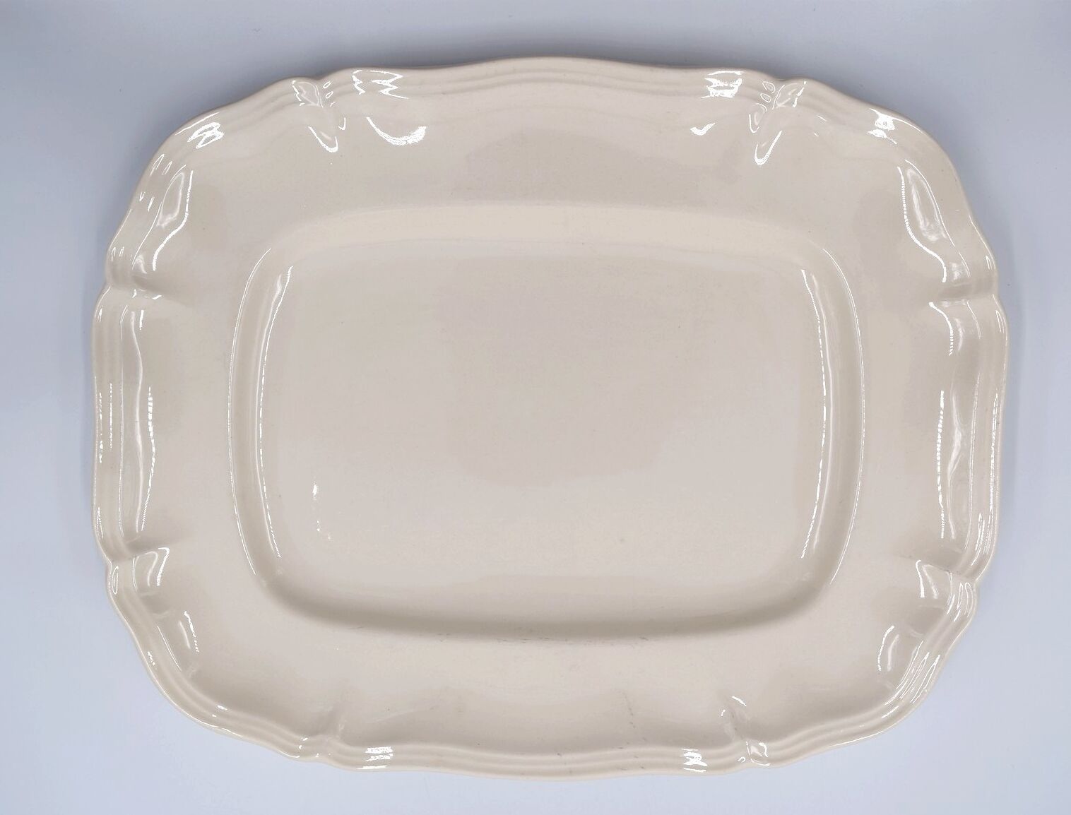 Rectangular dish with edged edge in Sarreguemines earthenware model Ivory