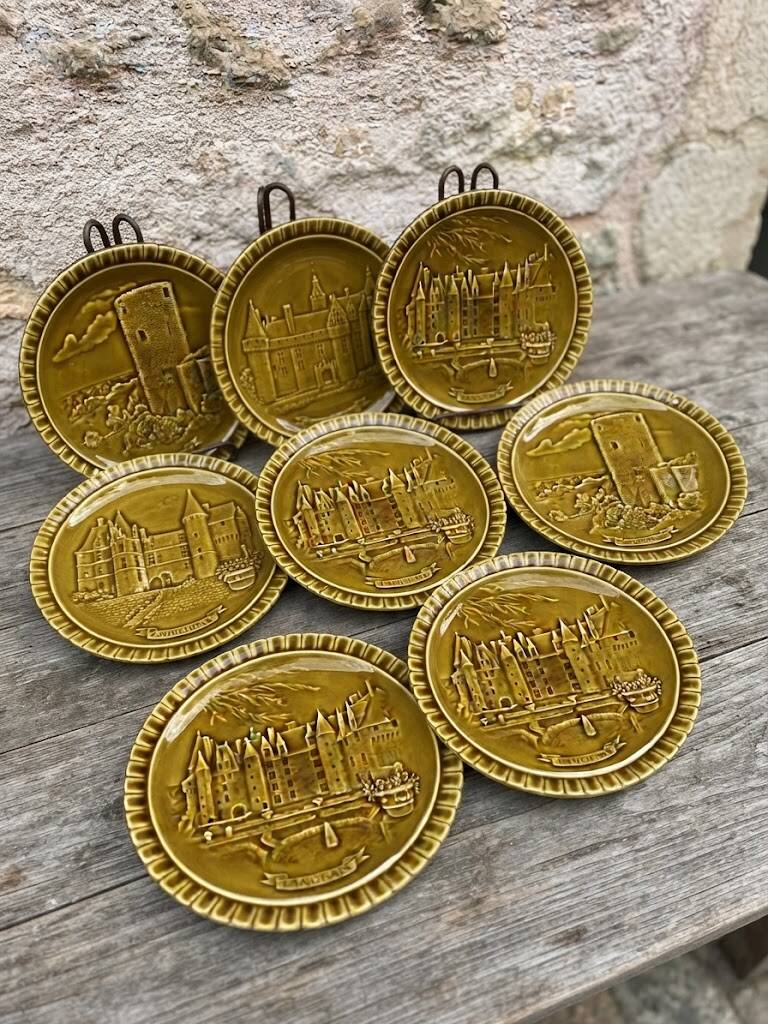 Gien France Plates Loire Castles - Set of 8