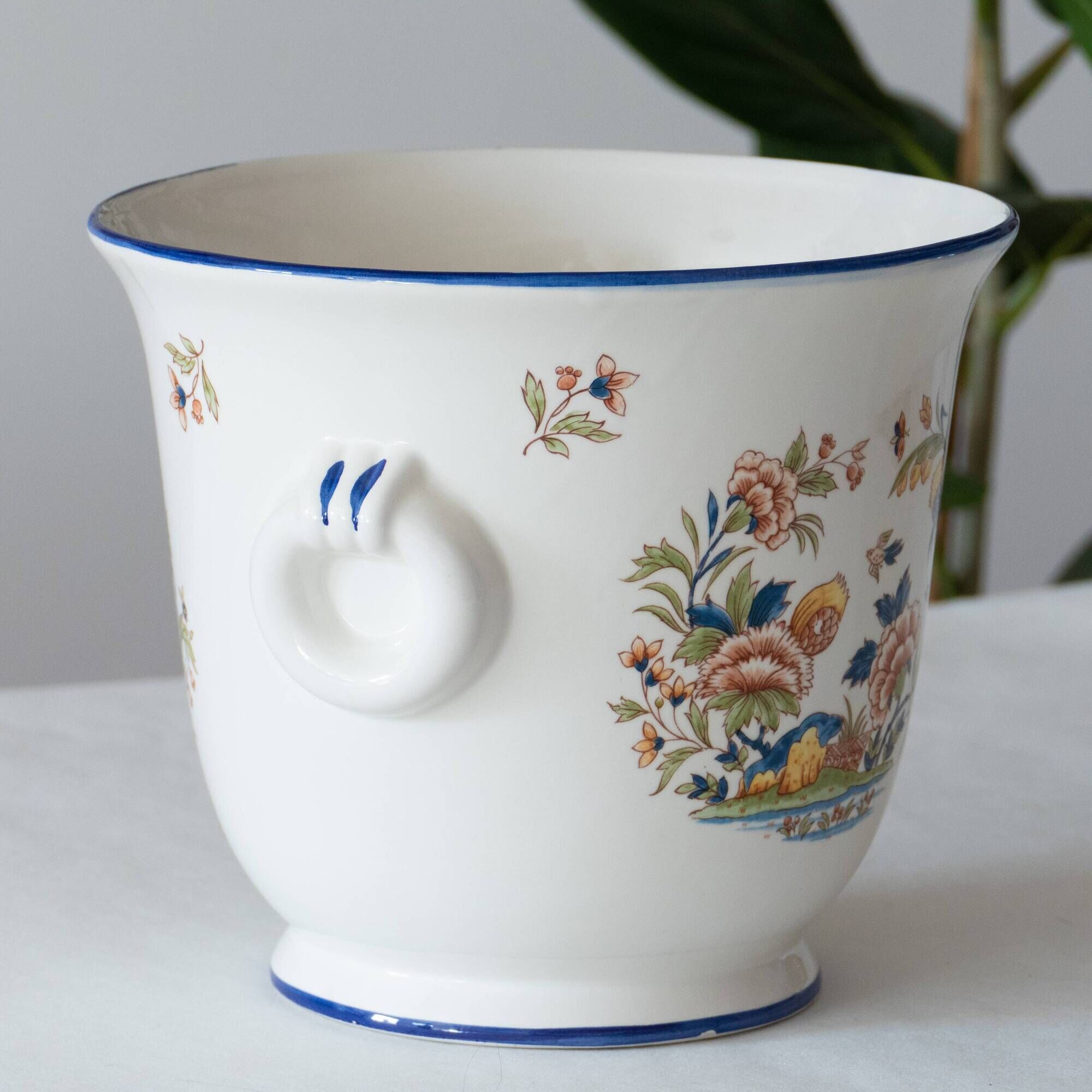 Ceramic bucket decoration flowers bird and butterfly