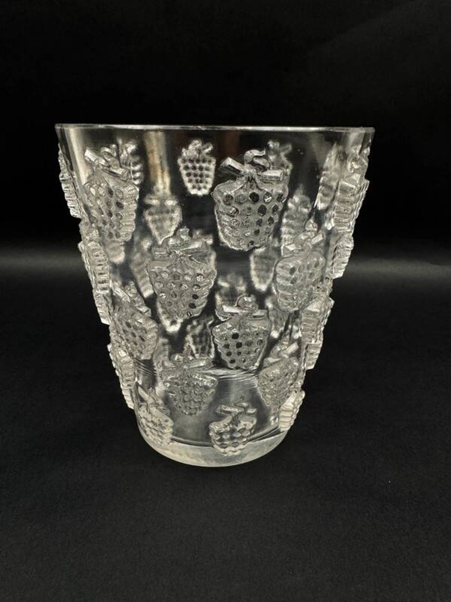 René Lalique "Malaga" model vase, pressed molded glass, circa 1937
