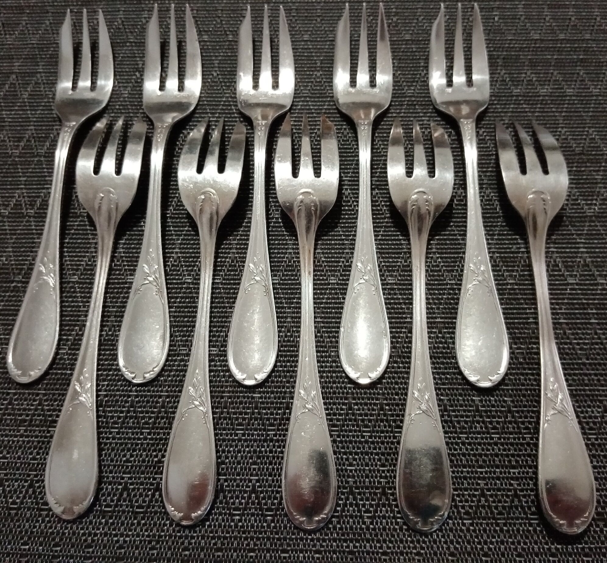 10 cake forks silver metal Ercuis model lauriers dessert forks