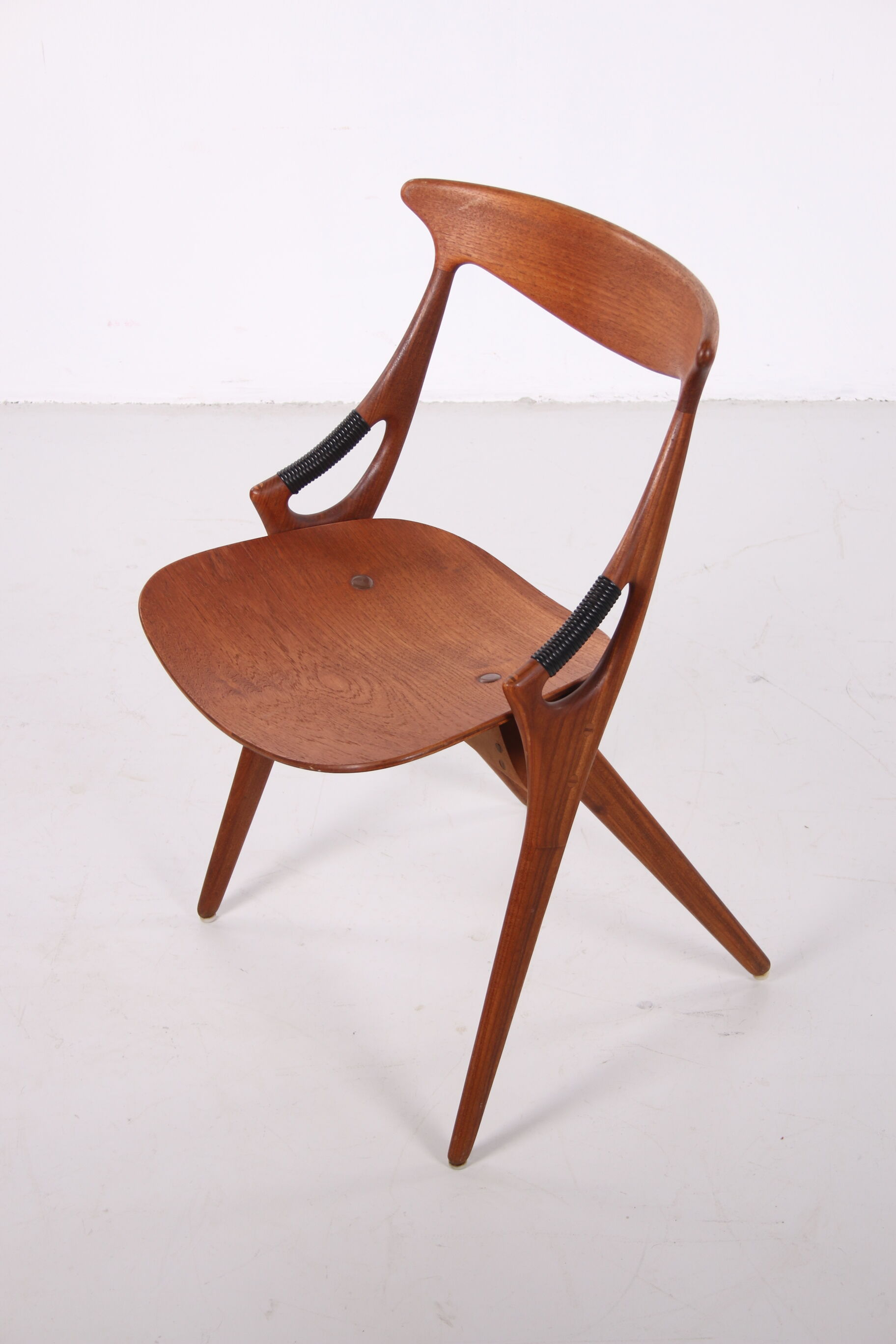 Set of 4 teak chairs model 17, Arne Hovmand Olsen for Mogens Kold, 1950s