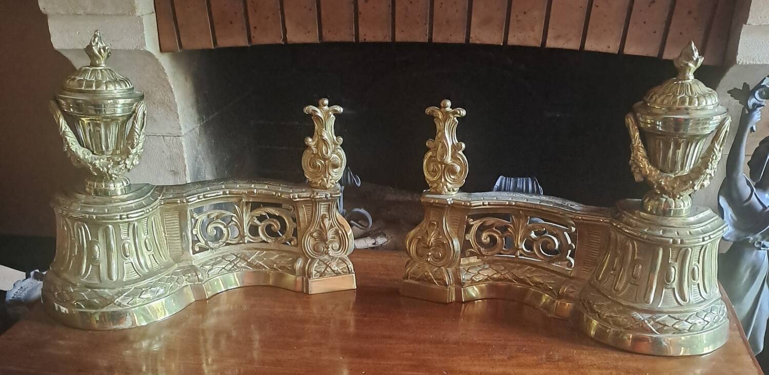 Paire de chenets en bronze doré style Louis XVI XIX éme