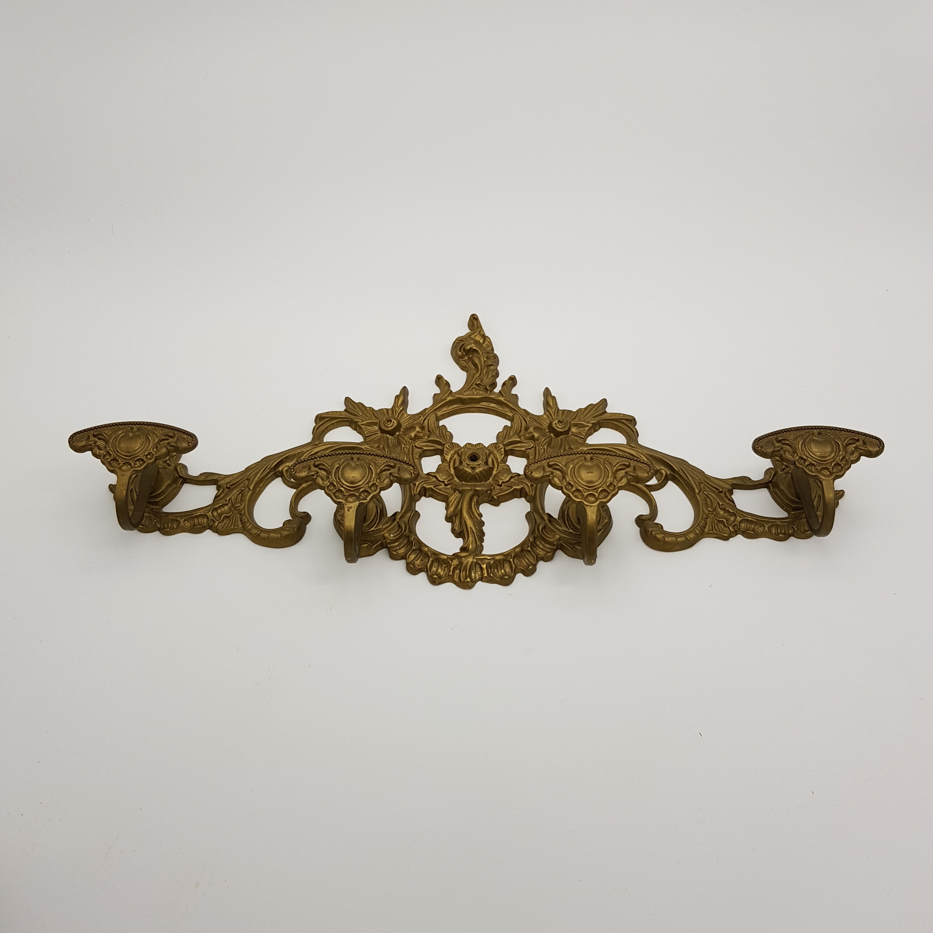 Brass rock-style coat door with 4 patères