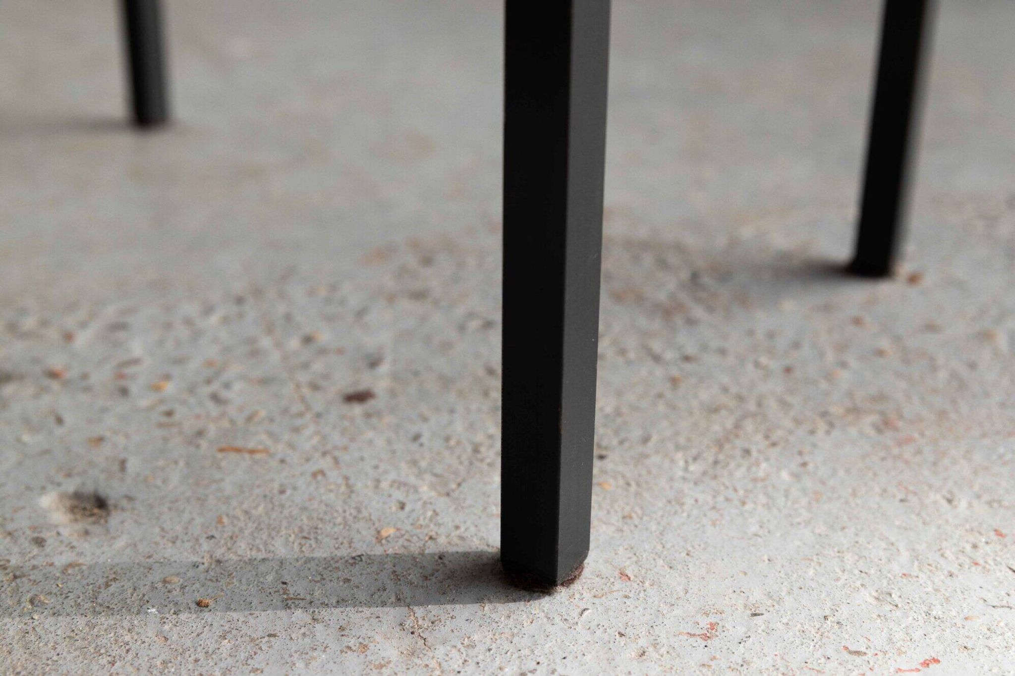 Ensemble de 2 tables gigognes par Cees Braakman