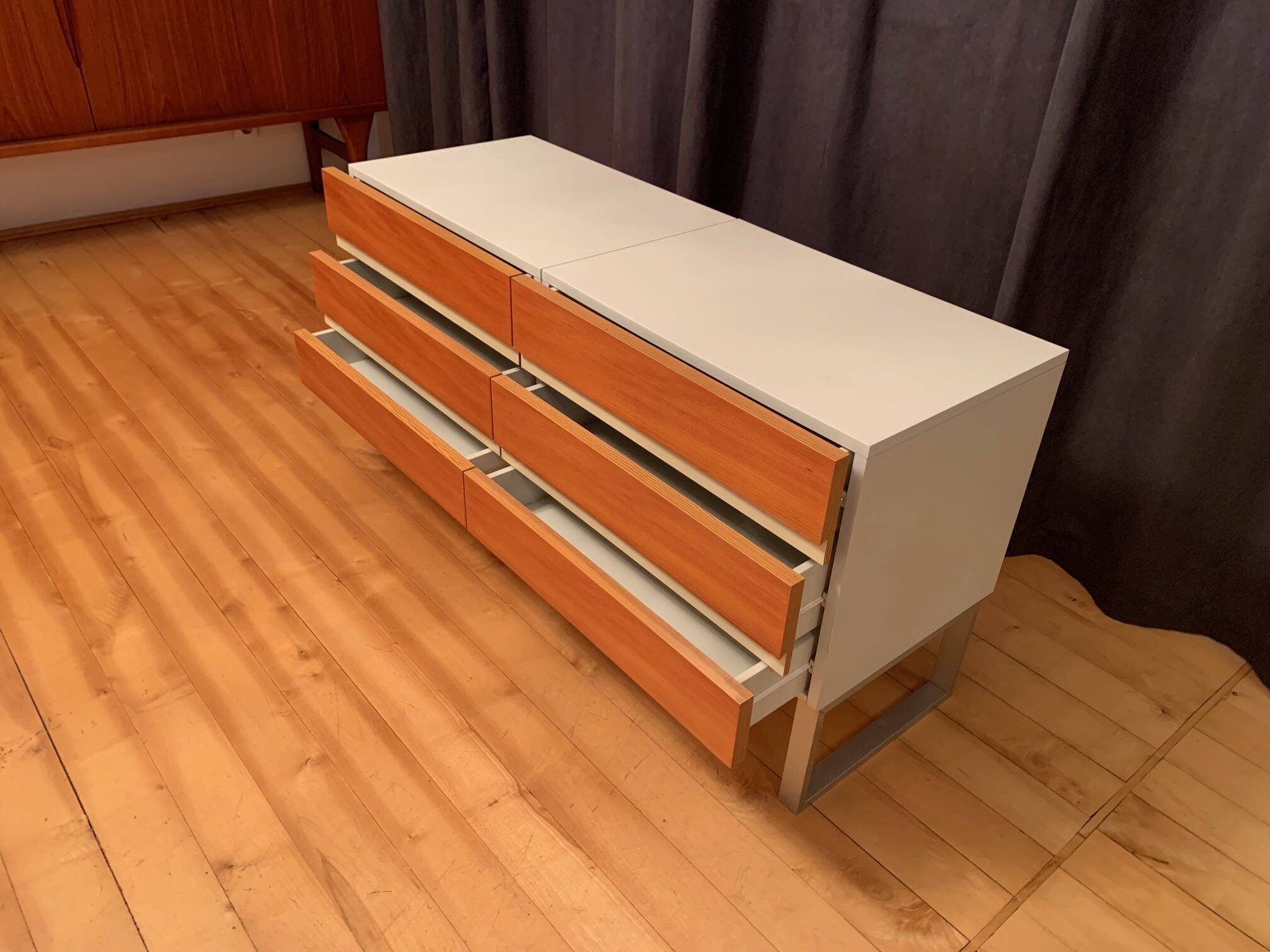 Set of two Interlübke chests of drawers, Germany, 1970s.