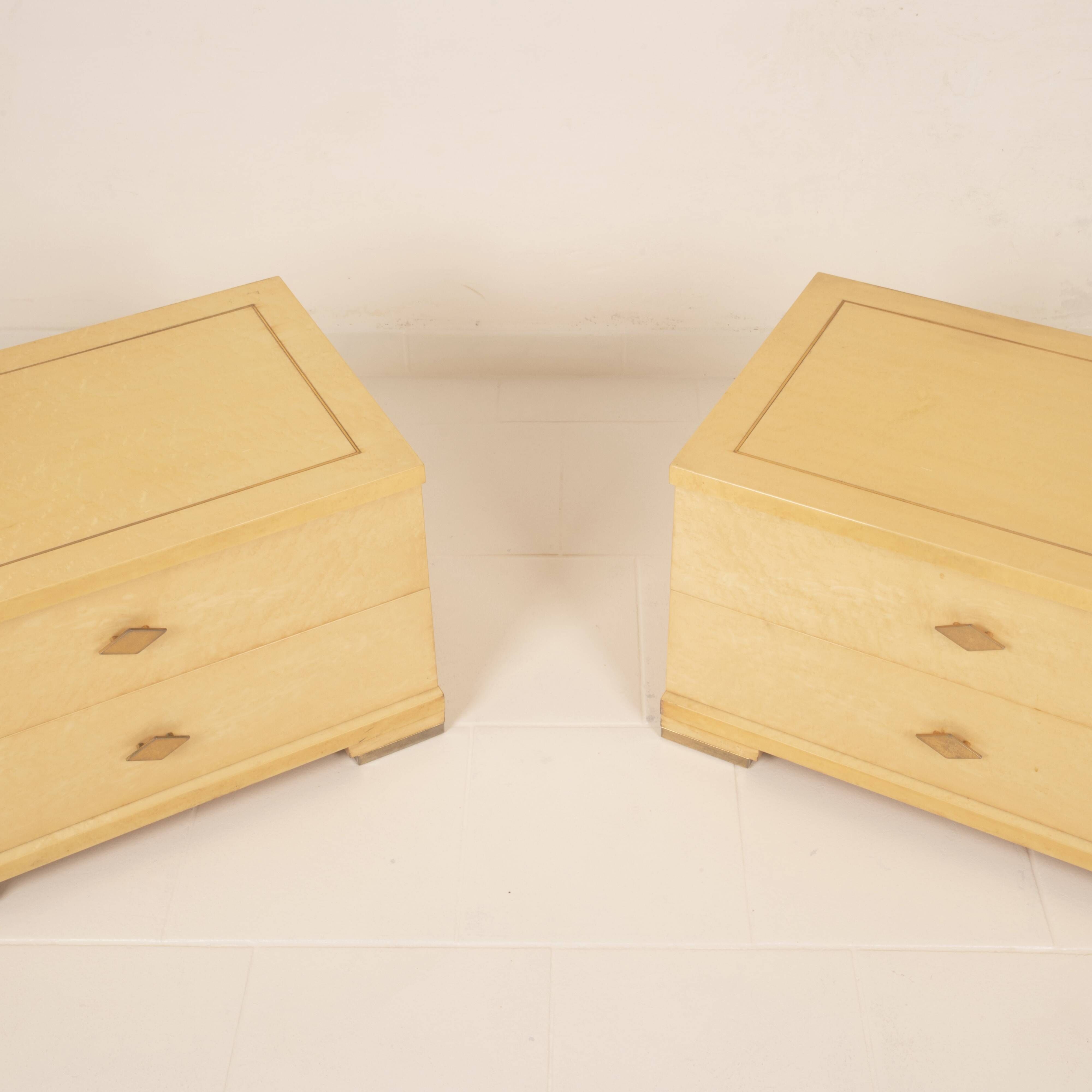 Gianluigi Gorgoni Italian Maple Burl and Brass Nightstands for Fratelli Turri