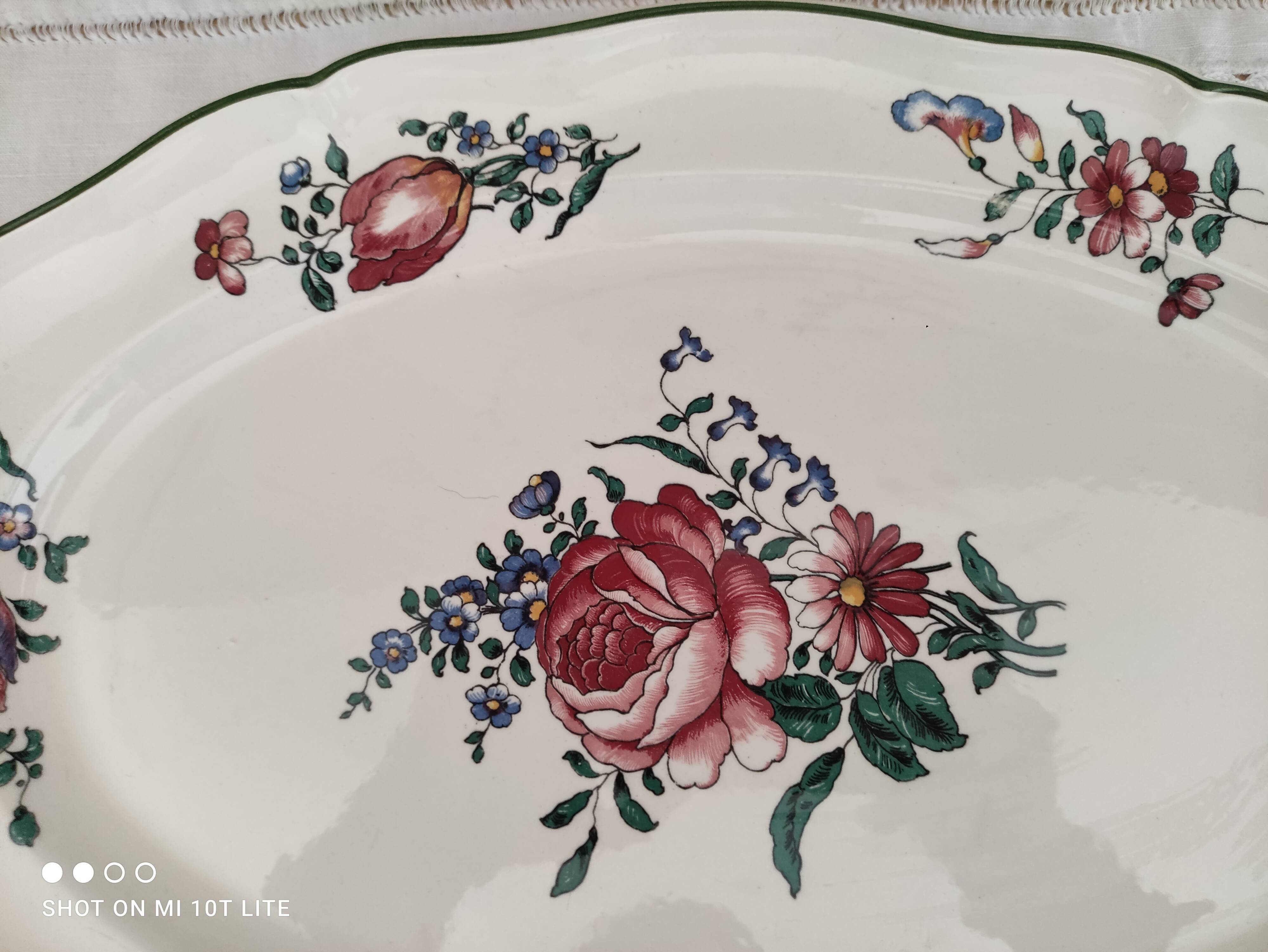 Oval flat Villeroy & Boch model Mettlach