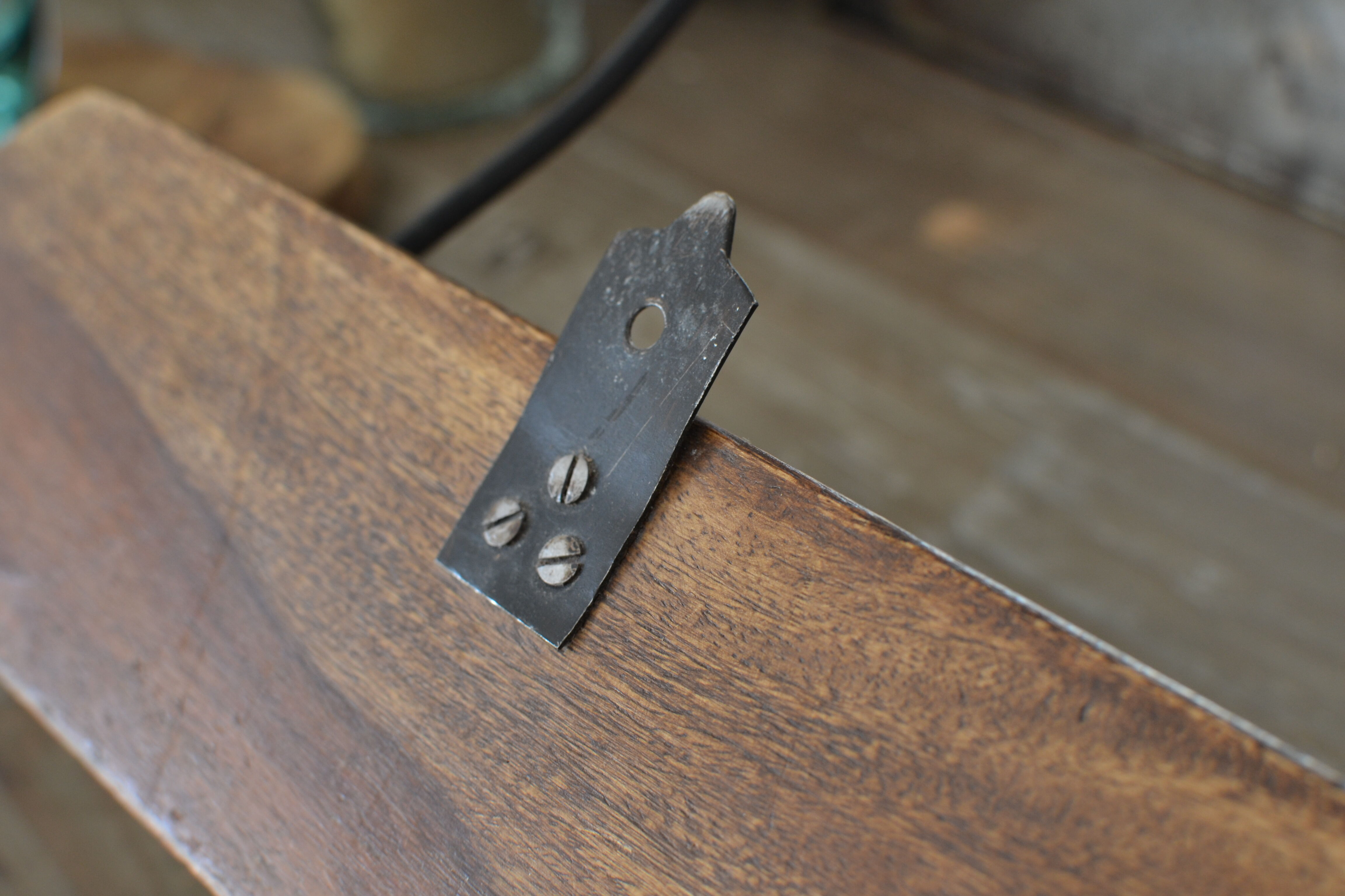 Vintage hook with 3 solid wood hooks