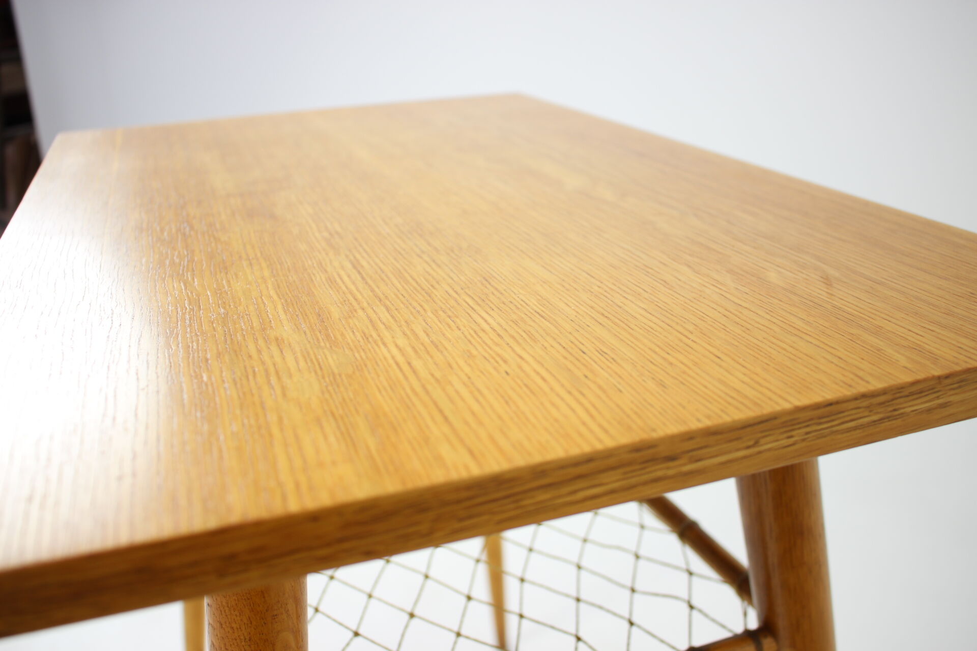 Table en chêne du milieu du siècle, années 1970.